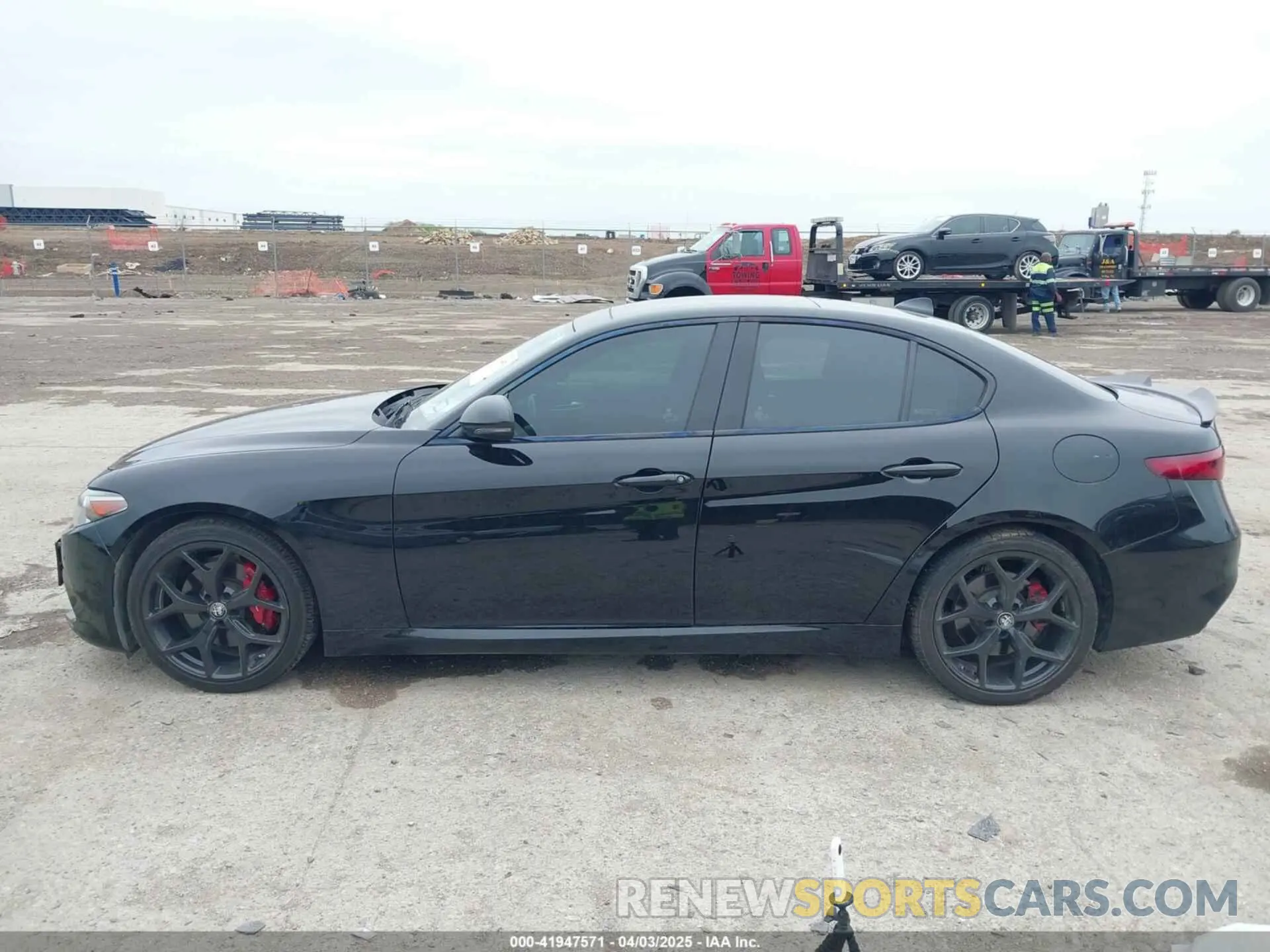 14 Photograph of a damaged car ZARFAMAN9L7637186 ALFA ROMEO GIULIA 2020