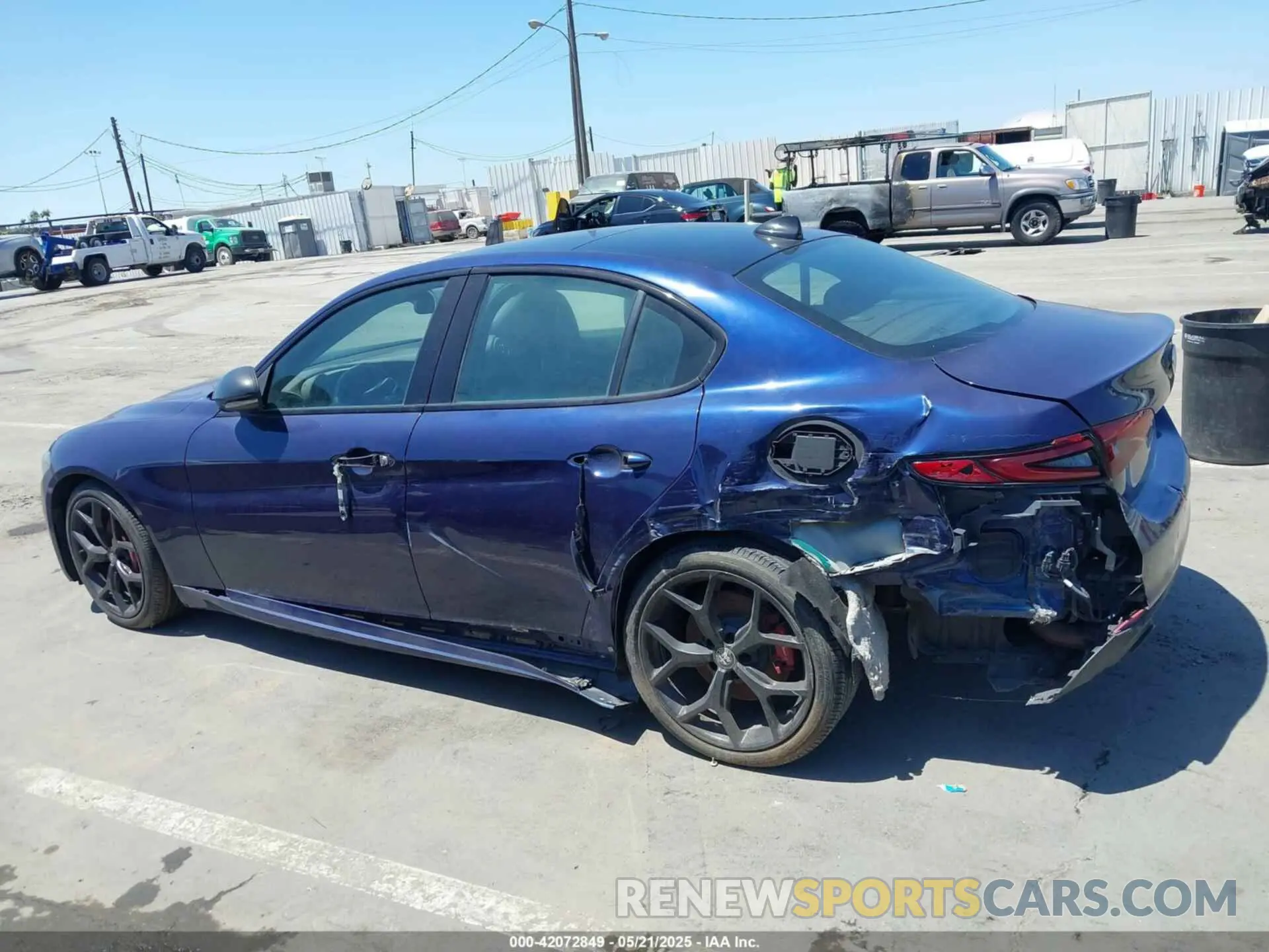 13 Photograph of a damaged car ZARFAMANXL7626343 ALFA ROMEO GIULIA 2020
