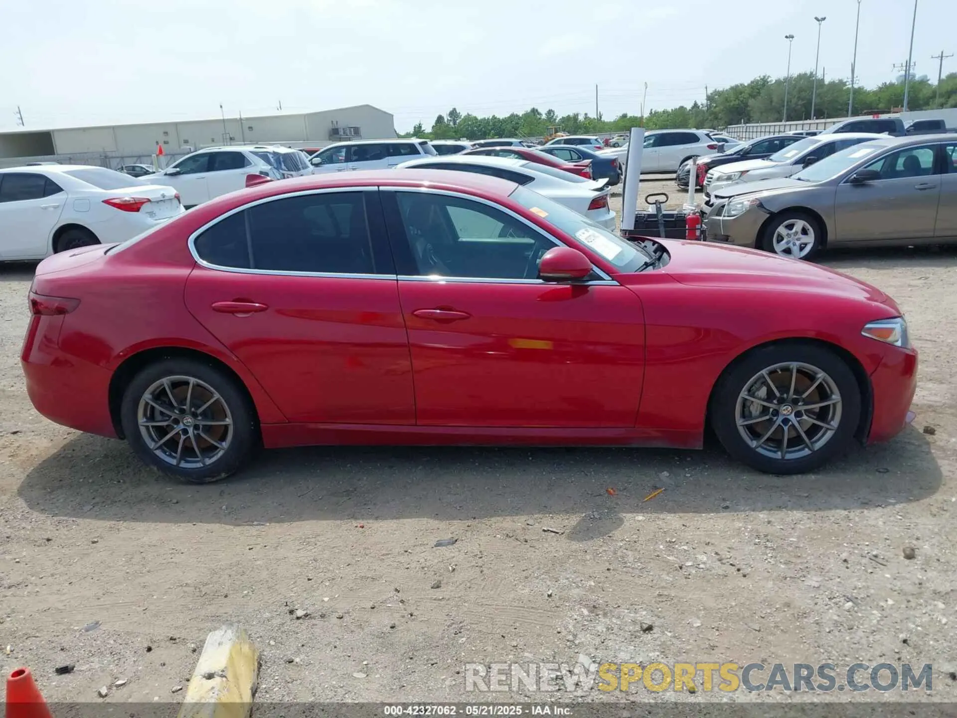 13 Photograph of a damaged car ZARFAMANXL7631509 ALFA ROMEO GIULIA 2020