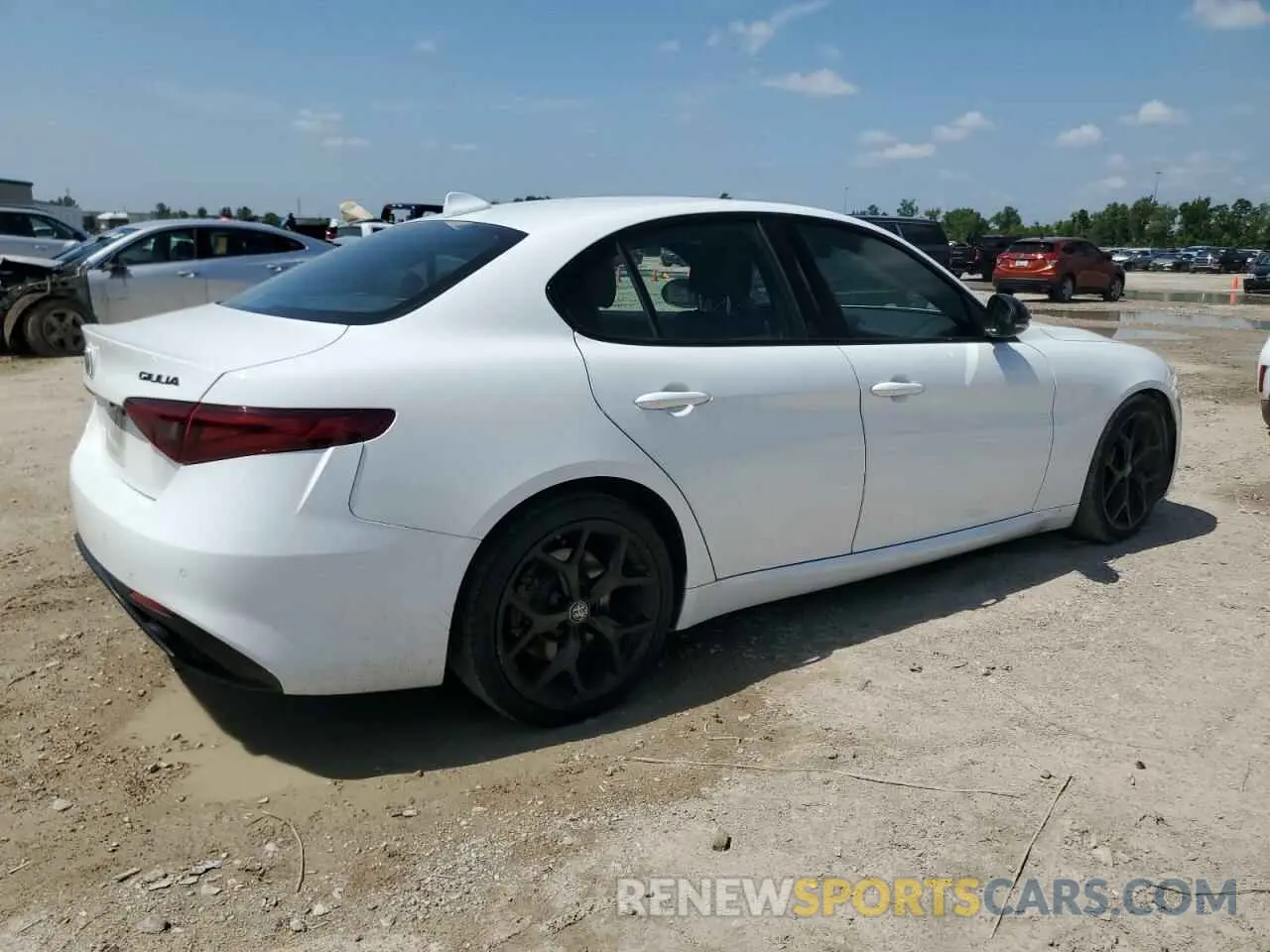 3 Photograph of a damaged car ZARFAMBN1L7636628 ALFA ROMEO GIULIA 2020