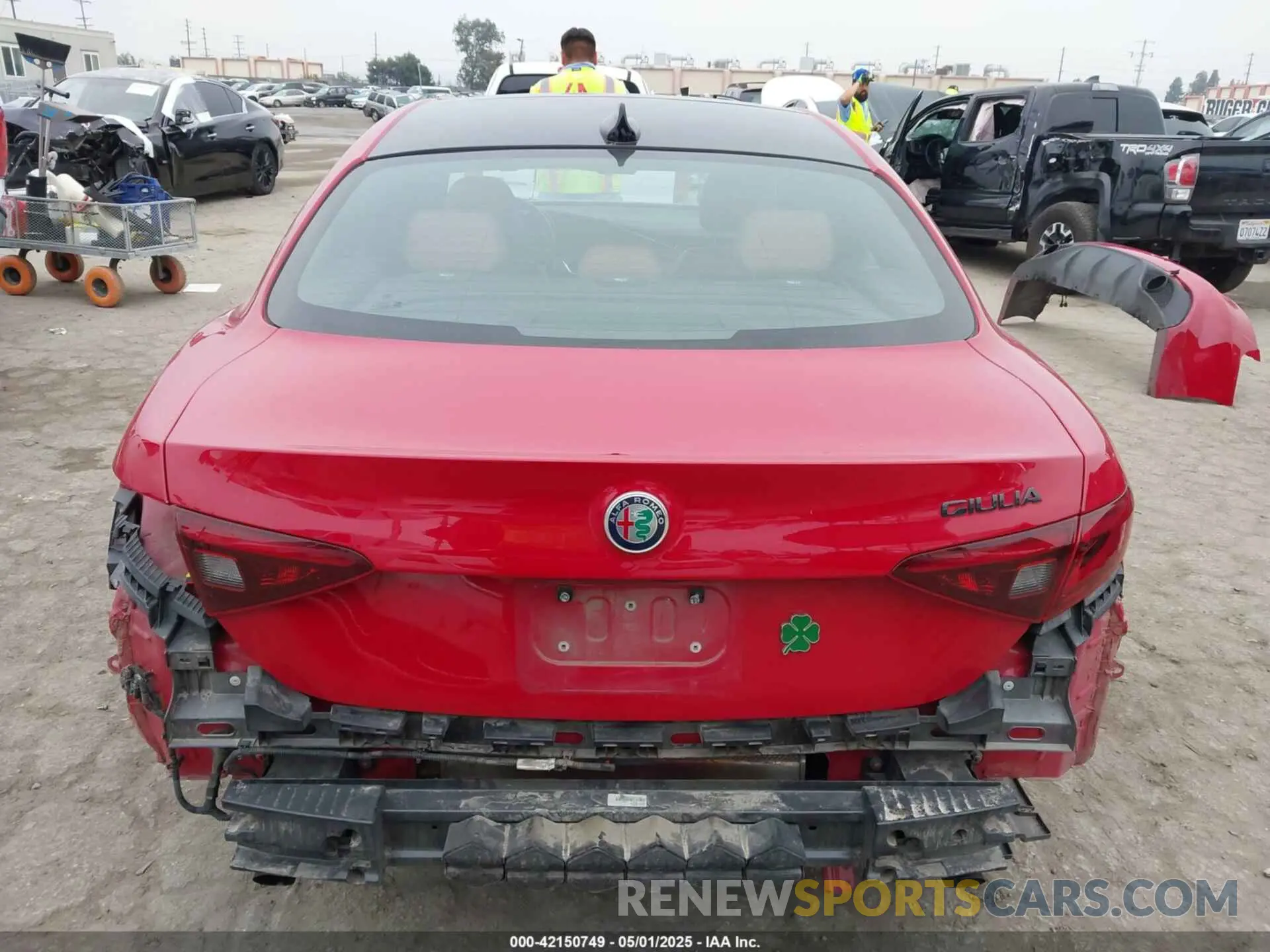17 Photograph of a damaged car ZARFAMBN9L7638160 ALFA ROMEO GIULIA 2020
