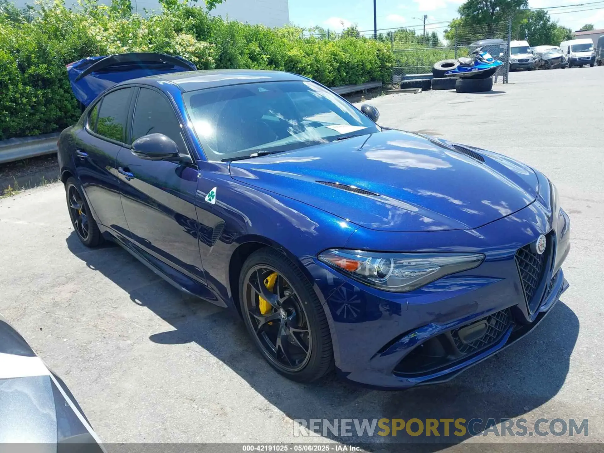 14 Photograph of a damaged car ZARFAMEV7L7632532 ALFA ROMEO GIULIA 2020