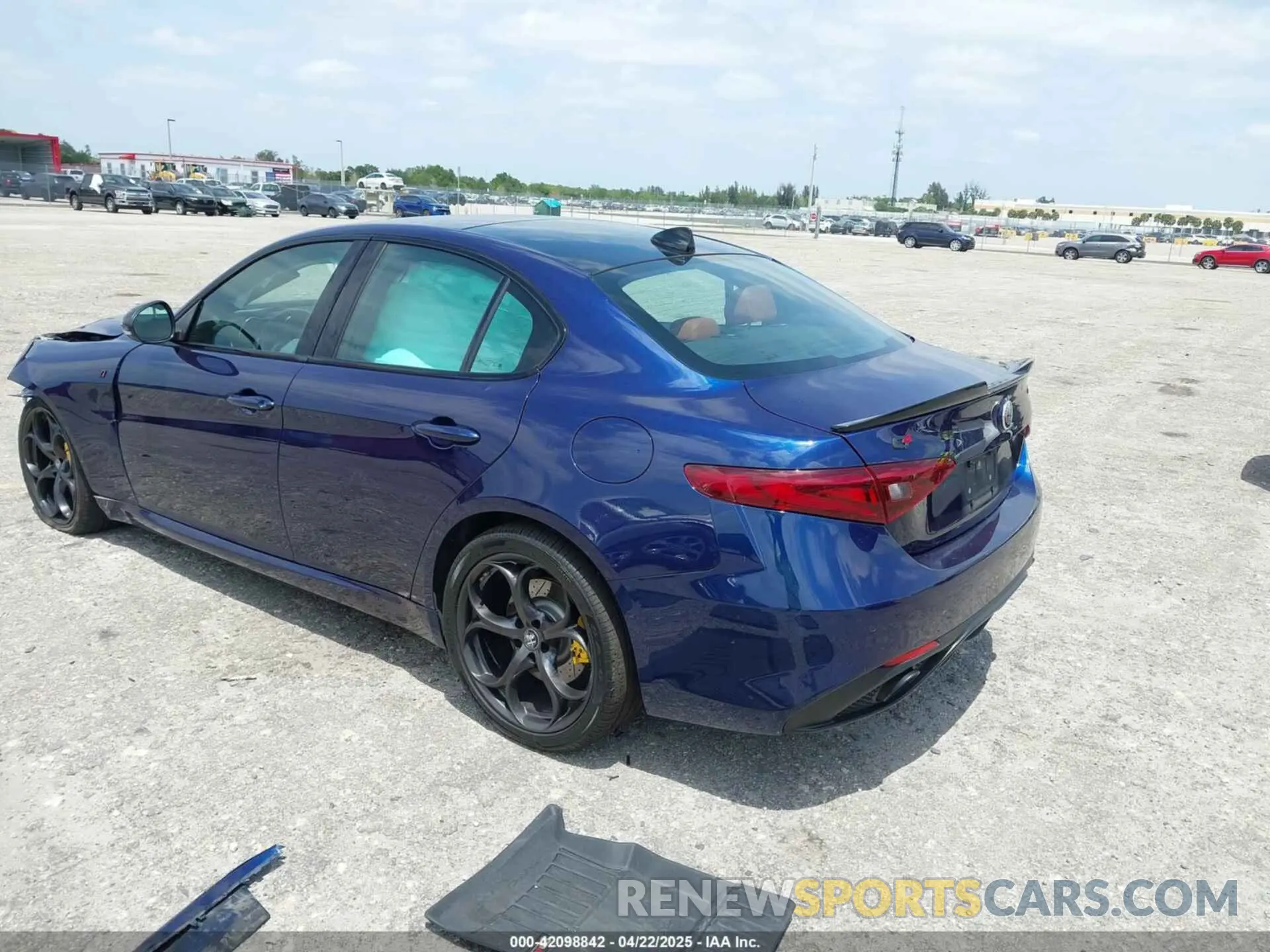 3 Photograph of a damaged car ZARFANBN0L7626372 ALFA ROMEO GIULIA 2020