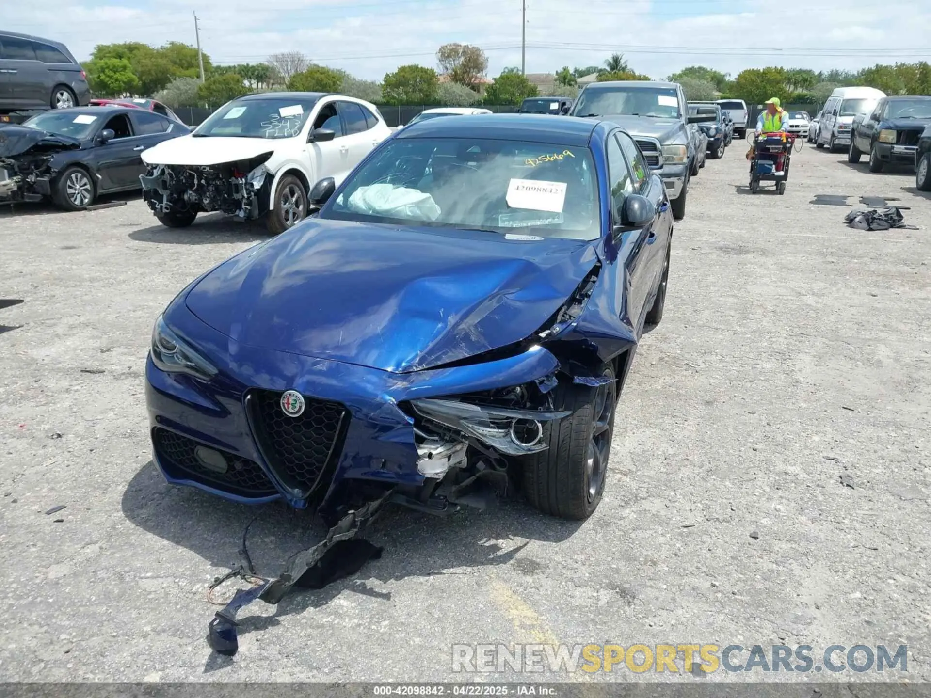 6 Photograph of a damaged car ZARFANBN0L7626372 ALFA ROMEO GIULIA 2020