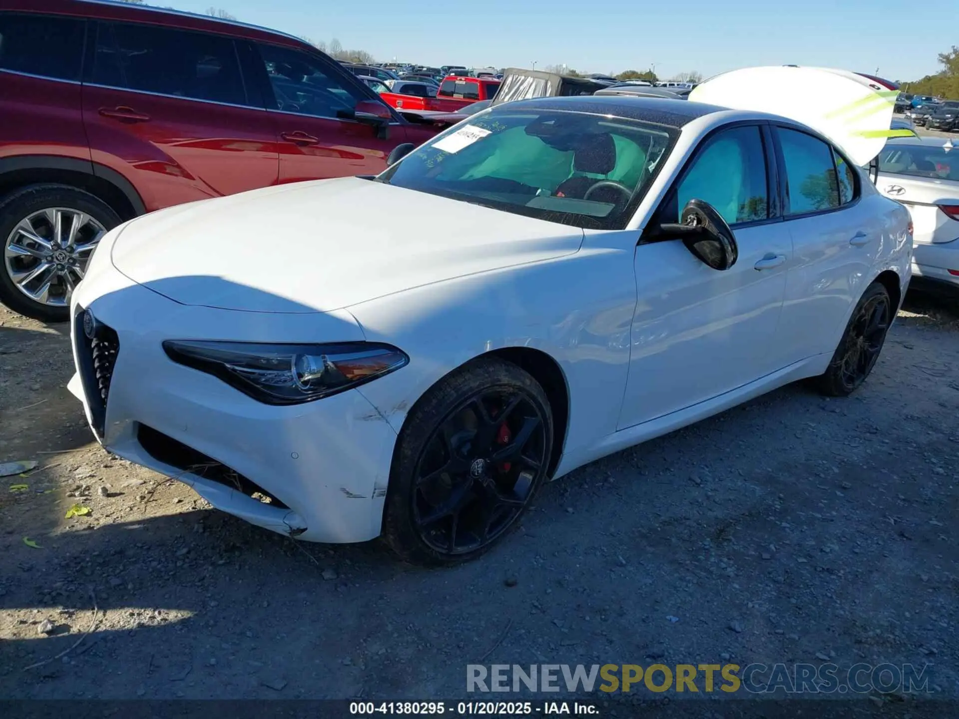 14 Photograph of a damaged car ZARFANBN5L7638386 ALFA ROMEO GIULIA 2020