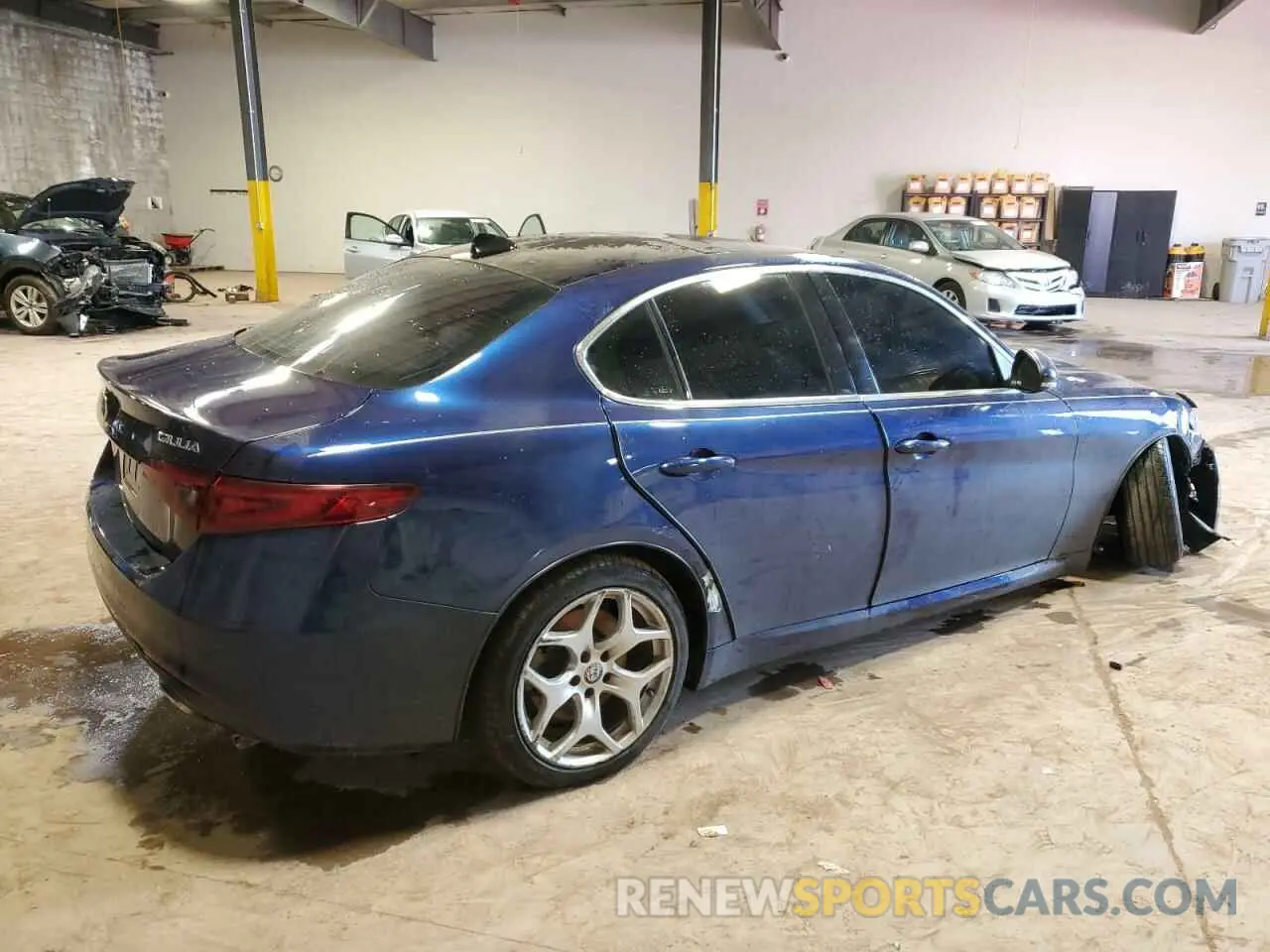 3 Photograph of a damaged car ZARFANBN9L7626533 ALFA ROMEO GIULIA 2020