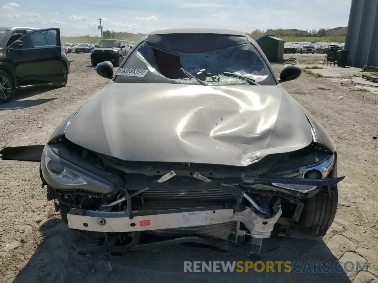 5 Photograph of a damaged car ZARFAMAN0M7645906 ALFA ROMEO GIULIA 2021