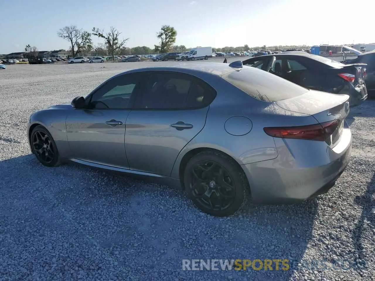 2 Photograph of a damaged car ZARFAMAN2M7643199 ALFA ROMEO GIULIA 2021