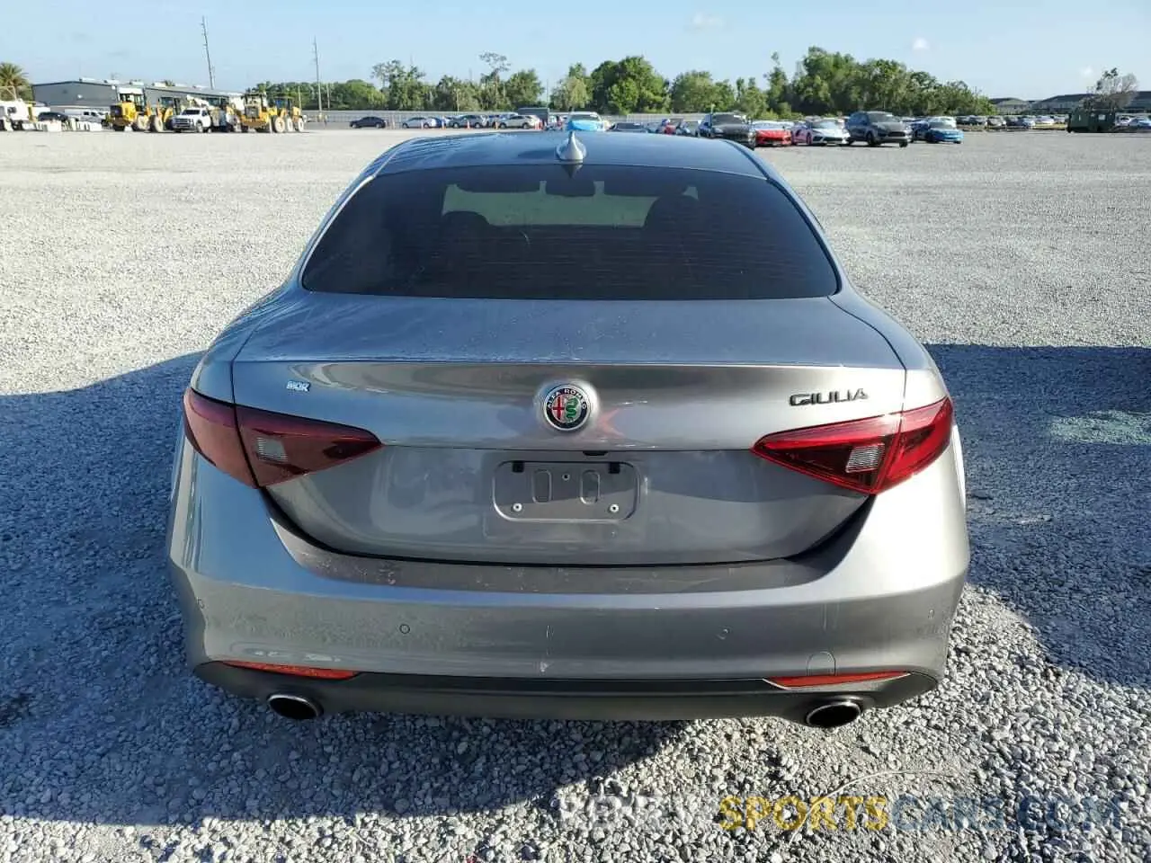 6 Photograph of a damaged car ZARFAMAN2M7643199 ALFA ROMEO GIULIA 2021