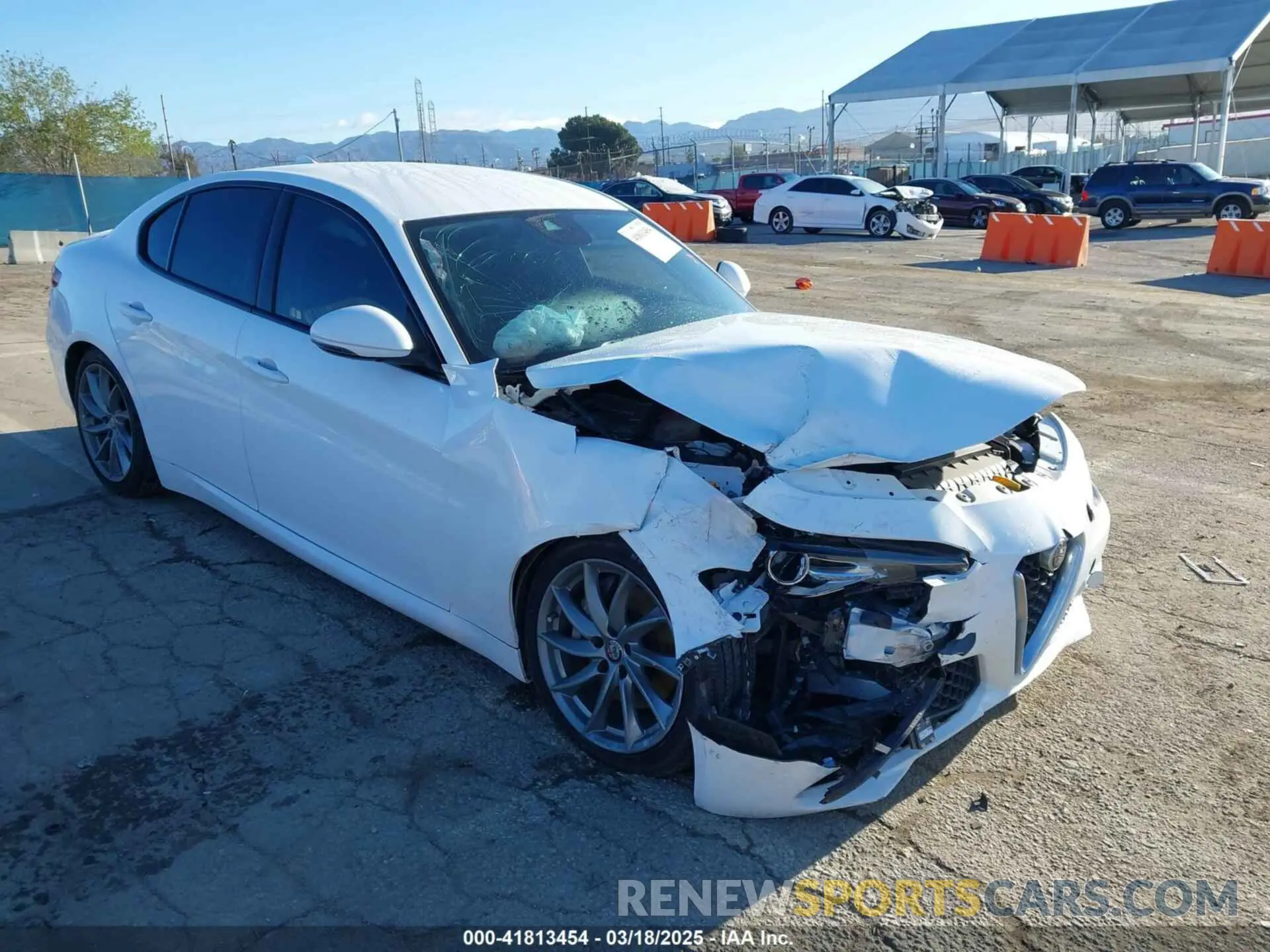 1 Photograph of a damaged car ZARFAMAN7M7638886 ALFA ROMEO GIULIA 2021