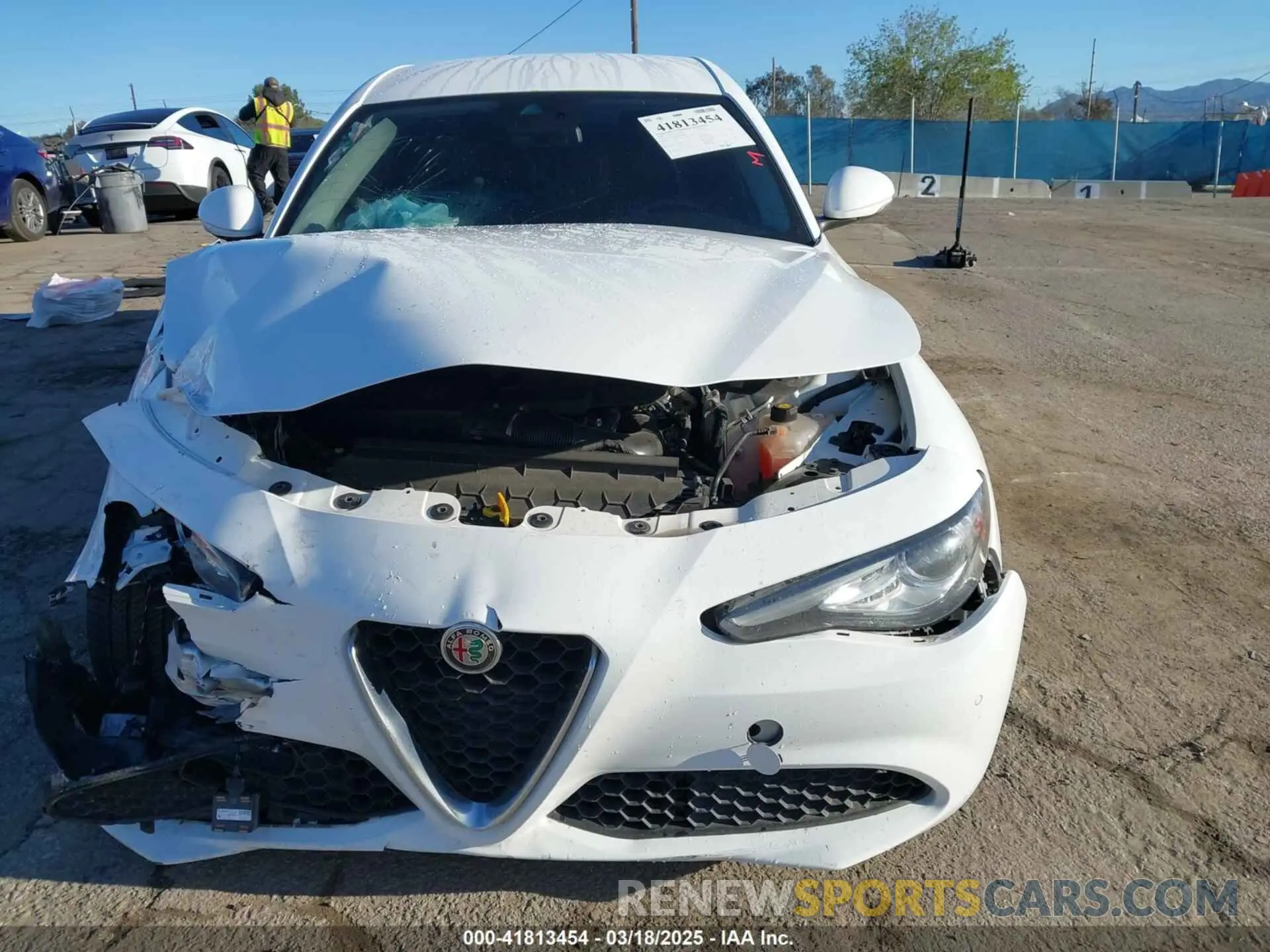 12 Photograph of a damaged car ZARFAMAN7M7638886 ALFA ROMEO GIULIA 2021