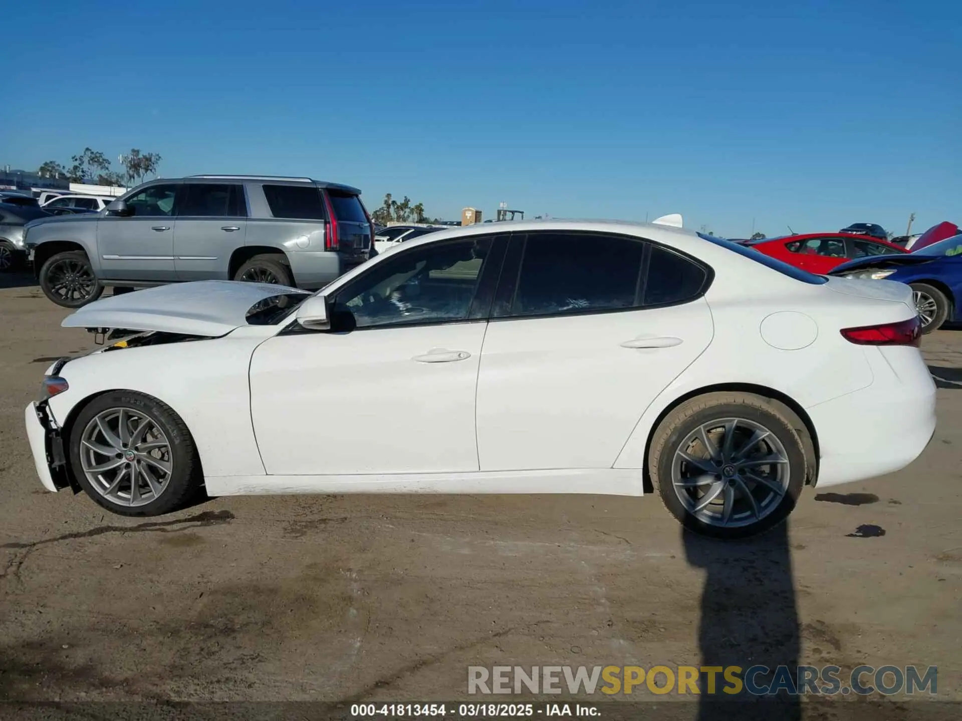 14 Photograph of a damaged car ZARFAMAN7M7638886 ALFA ROMEO GIULIA 2021