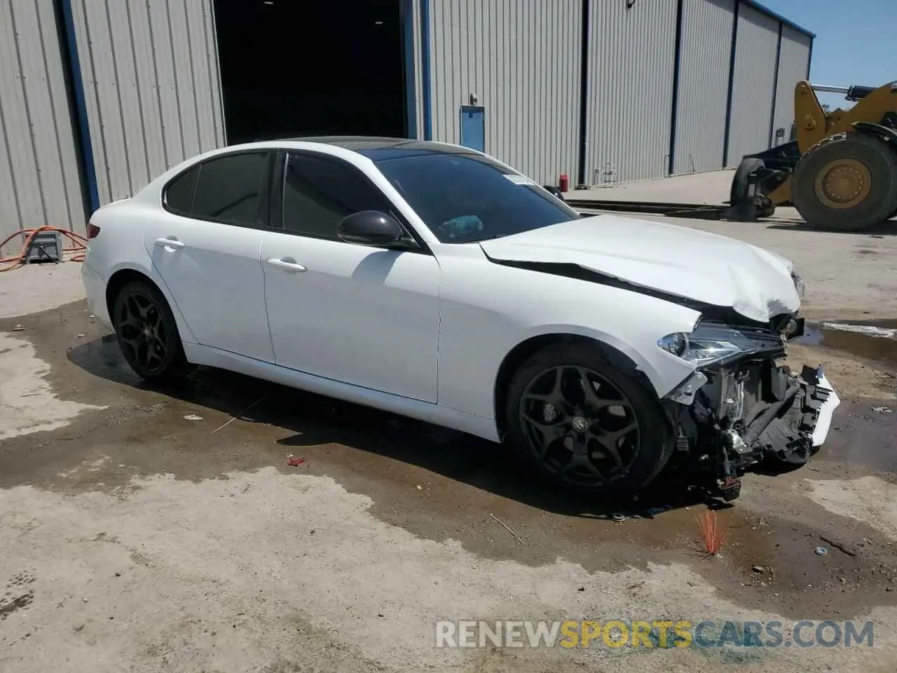 4 Photograph of a damaged car ZARFAMAN8M7639772 ALFA ROMEO GIULIA 2021