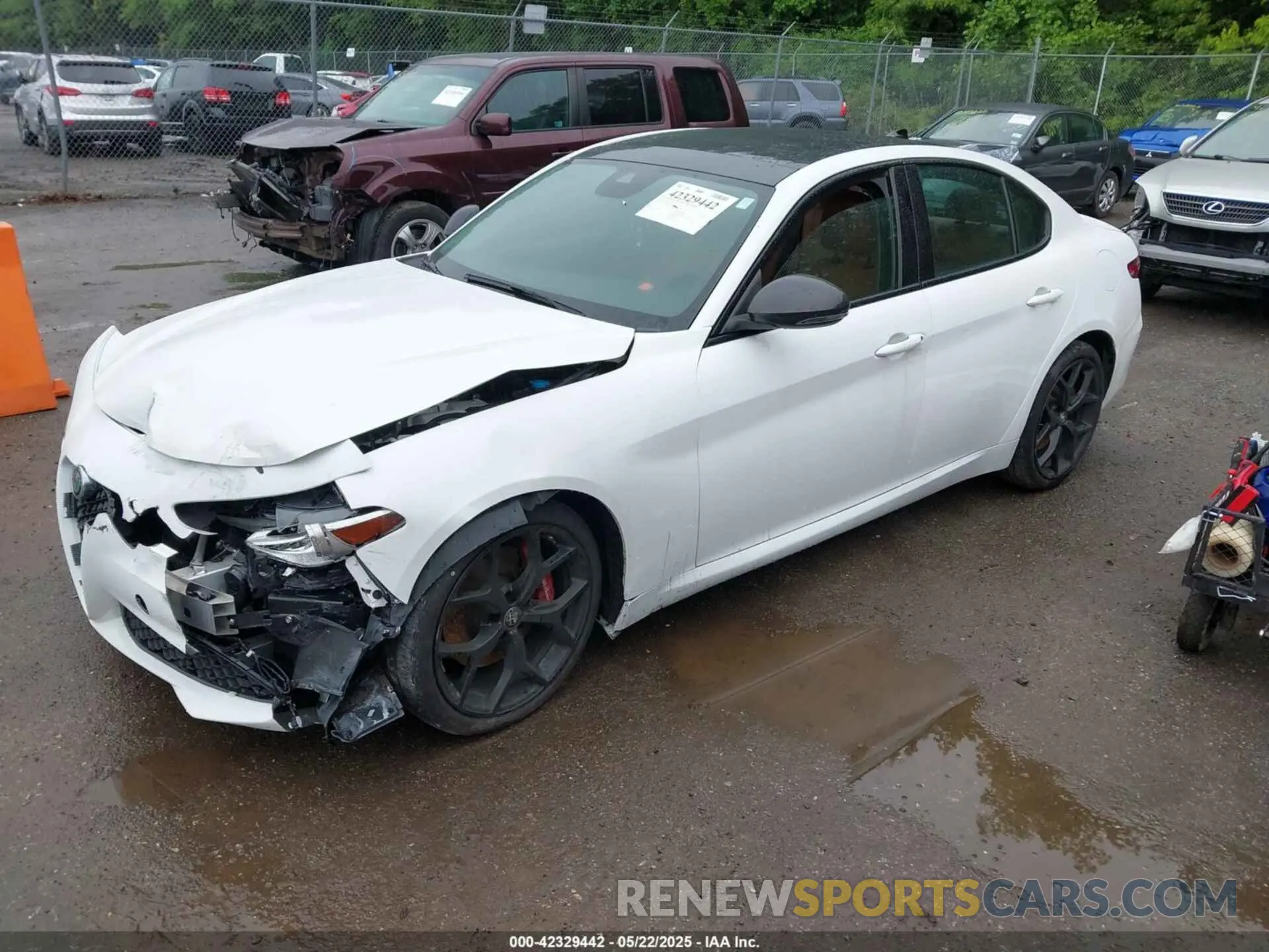 2 Photograph of a damaged car ZARFAMBN9M7640461 ALFA ROMEO GIULIA 2021
