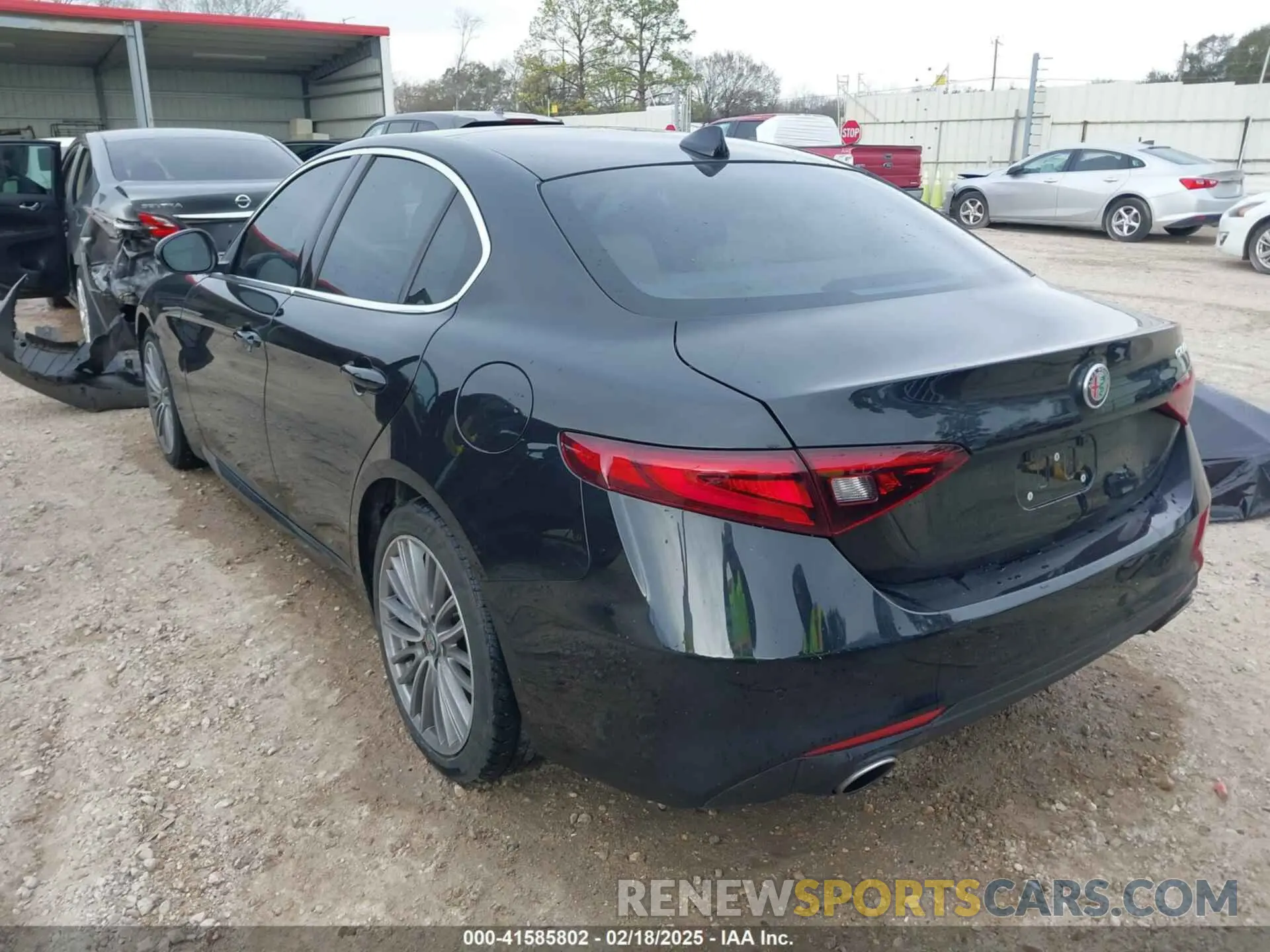 3 Photograph of a damaged car ZARFAMBN9M7642713 ALFA ROMEO GIULIA 2021