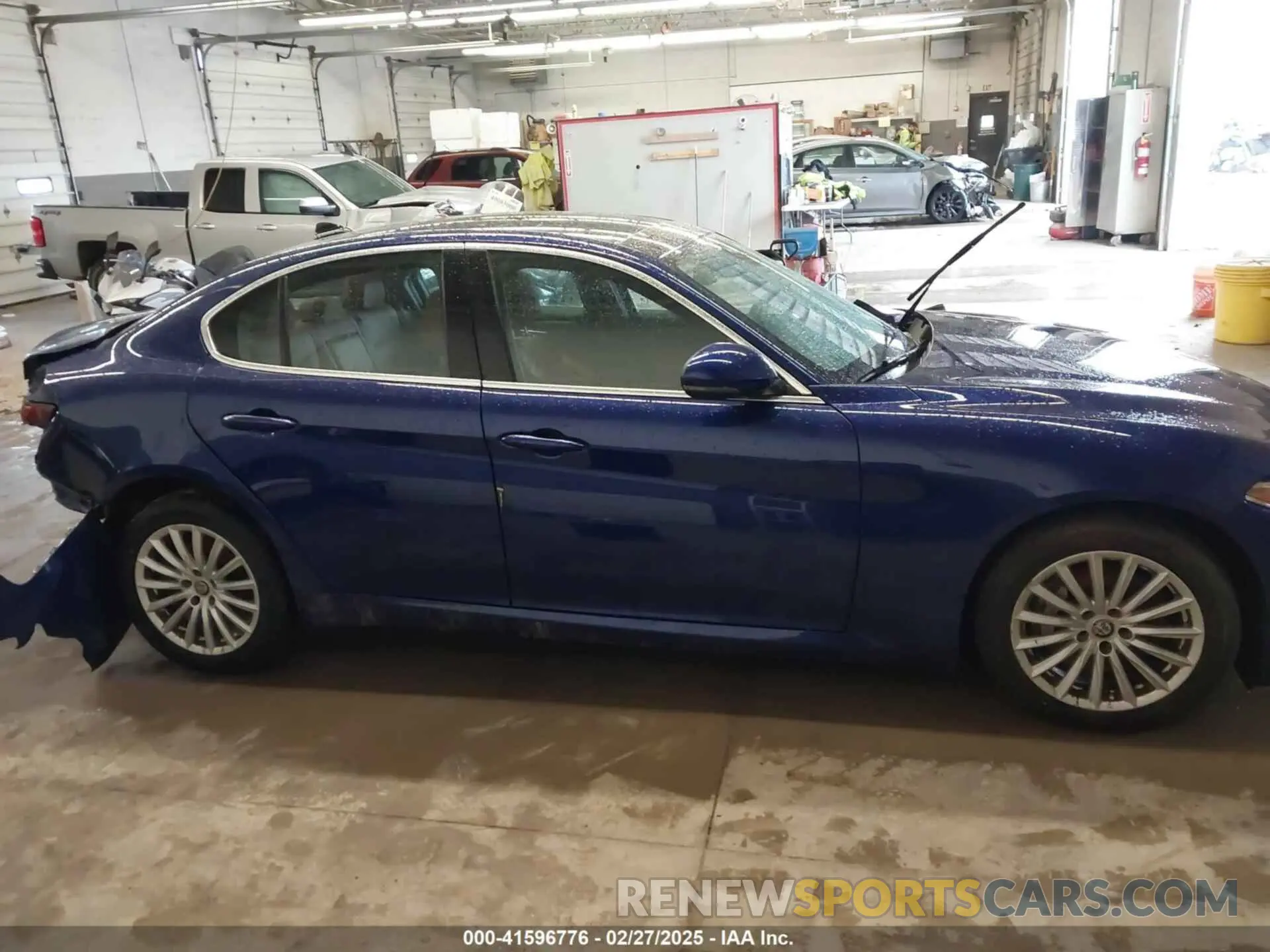 12 Photograph of a damaged car ZARFANAN1M7640770 ALFA ROMEO GIULIA 2021