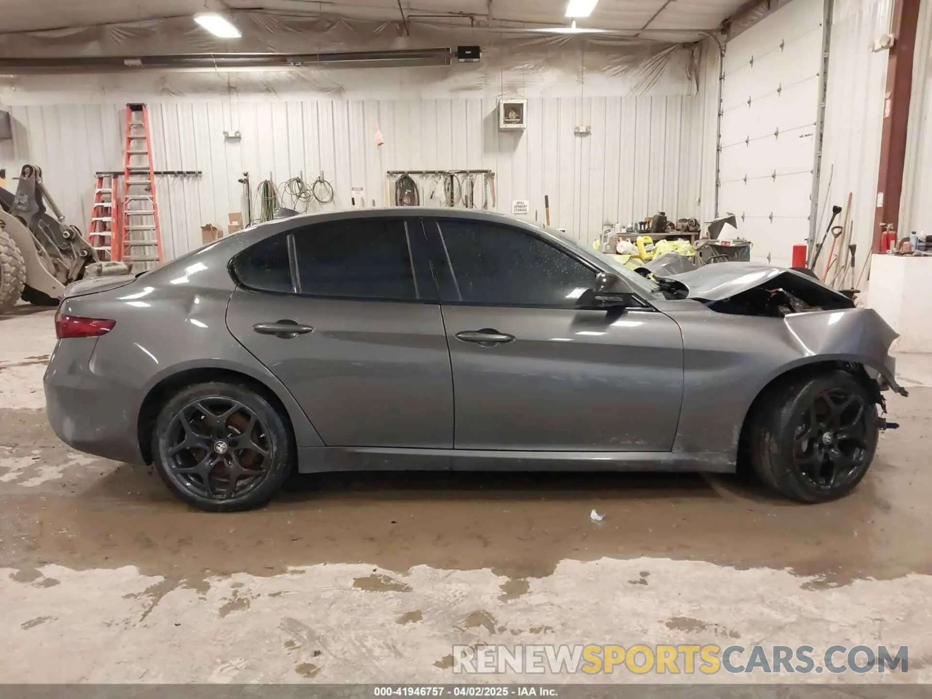 12 Photograph of a damaged car ZARFANAN9M7646445 ALFA ROMEO GIULIA 2021