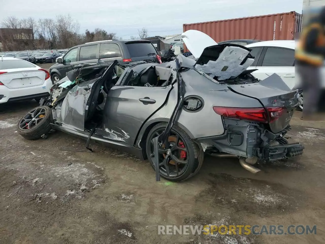 2 Photograph of a damaged car ZARFANBN3M7647377 ALFA ROMEO GIULIA 2021