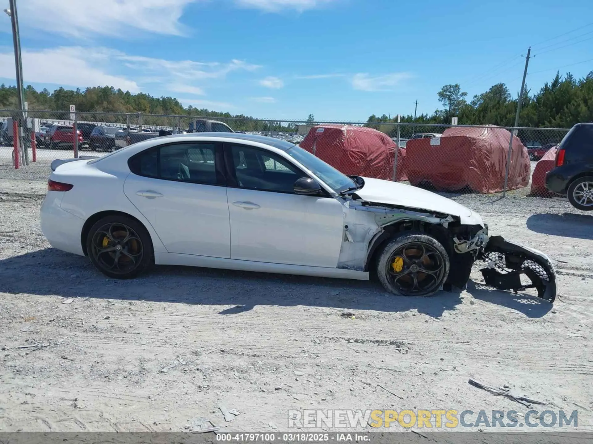 13 Photograph of a damaged car ZARFANBN5M7644349 ALFA ROMEO GIULIA 2021