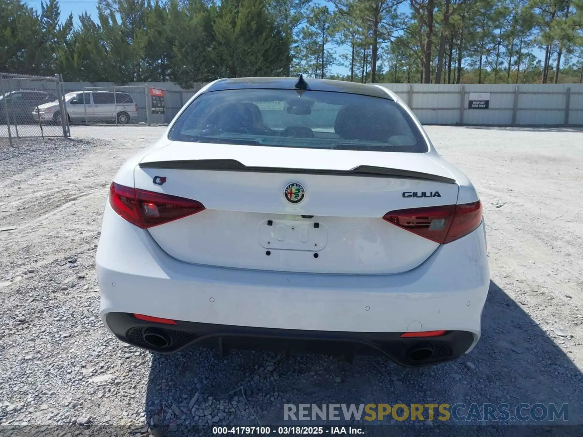 16 Photograph of a damaged car ZARFANBN5M7644349 ALFA ROMEO GIULIA 2021