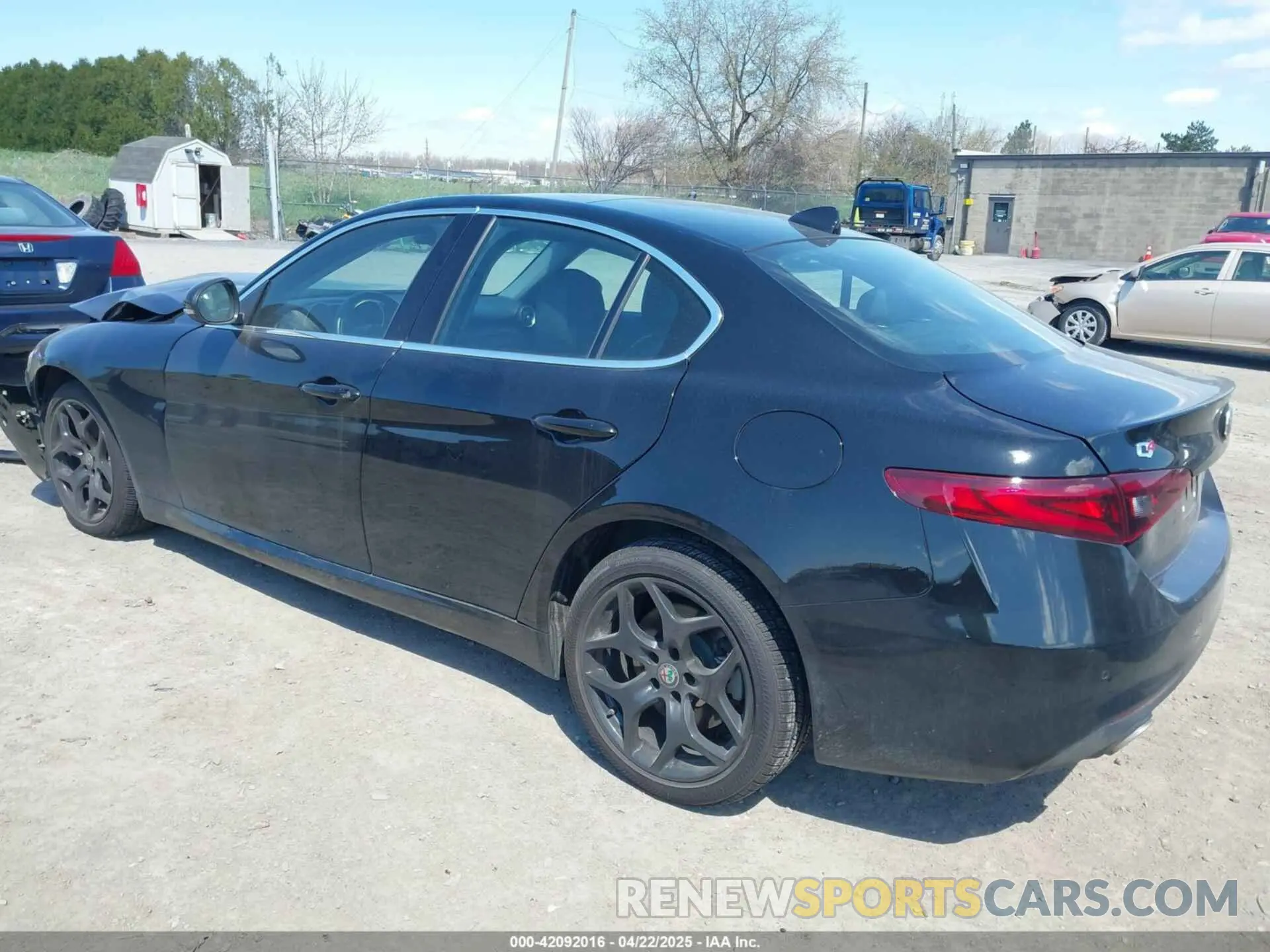 3 Photograph of a damaged car ZARFANBN6M7648815 ALFA ROMEO GIULIA 2021