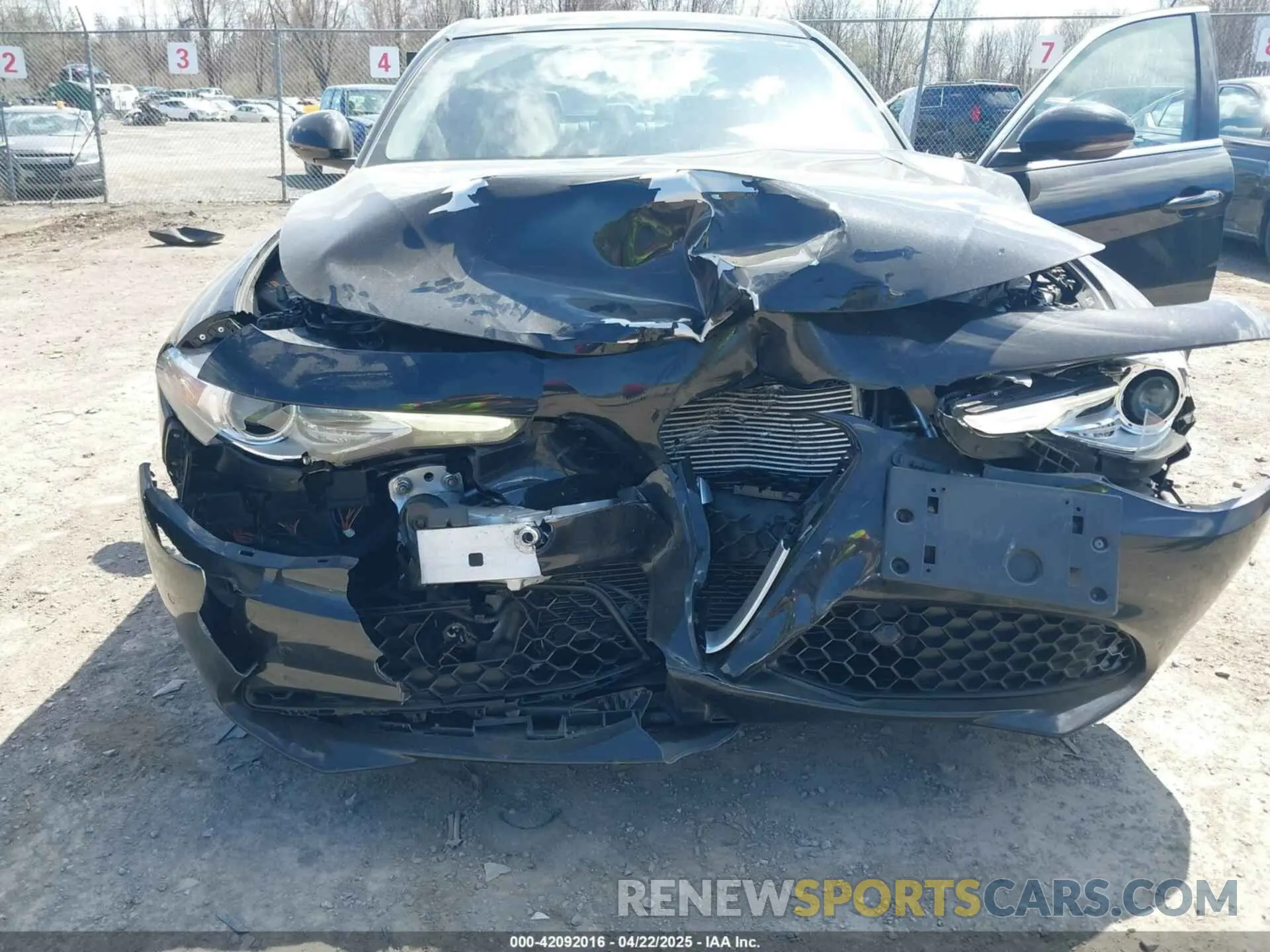 6 Photograph of a damaged car ZARFANBN6M7648815 ALFA ROMEO GIULIA 2021
