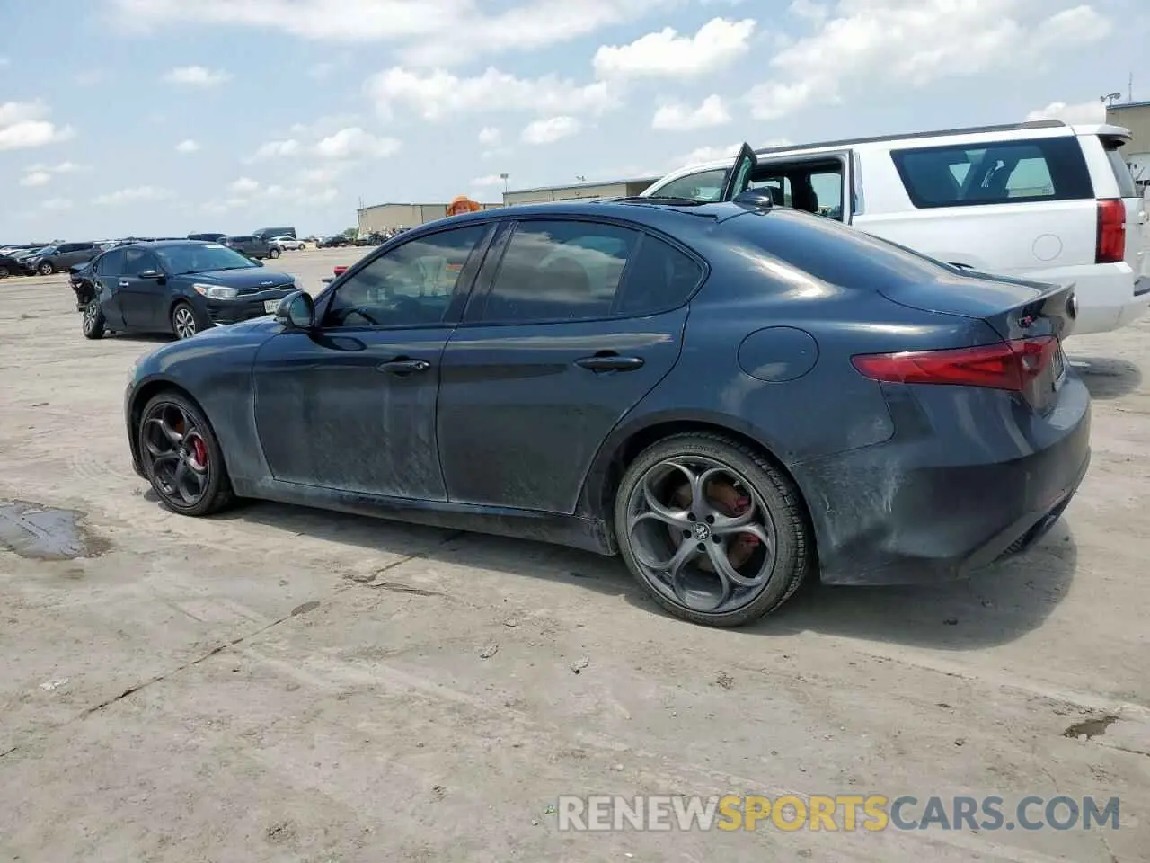 2 Photograph of a damaged car ZARFANBN7M7643882 ALFA ROMEO GIULIA 2021