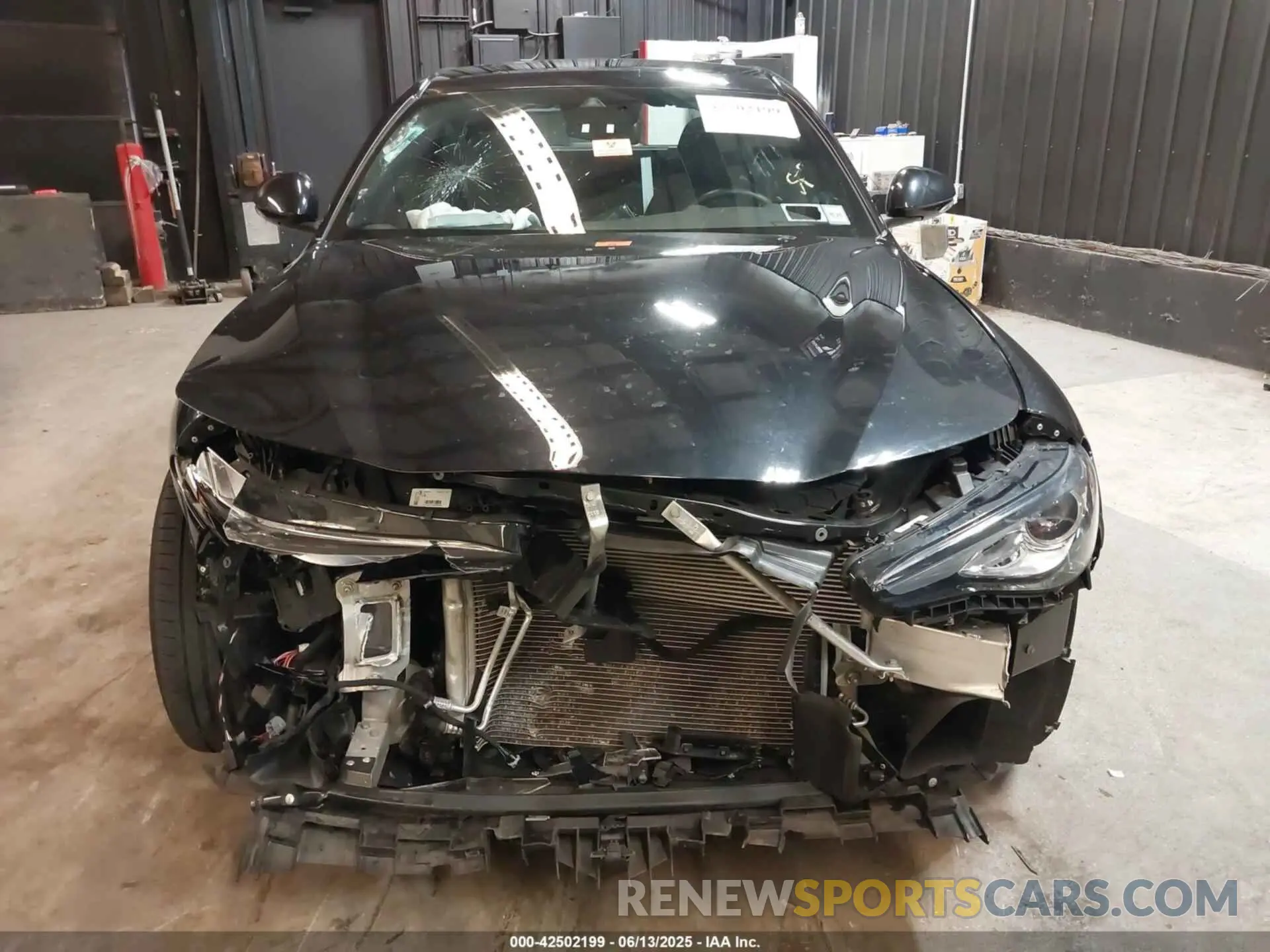 6 Photograph of a damaged car ZARFANBN7M7644482 ALFA ROMEO GIULIA 2021