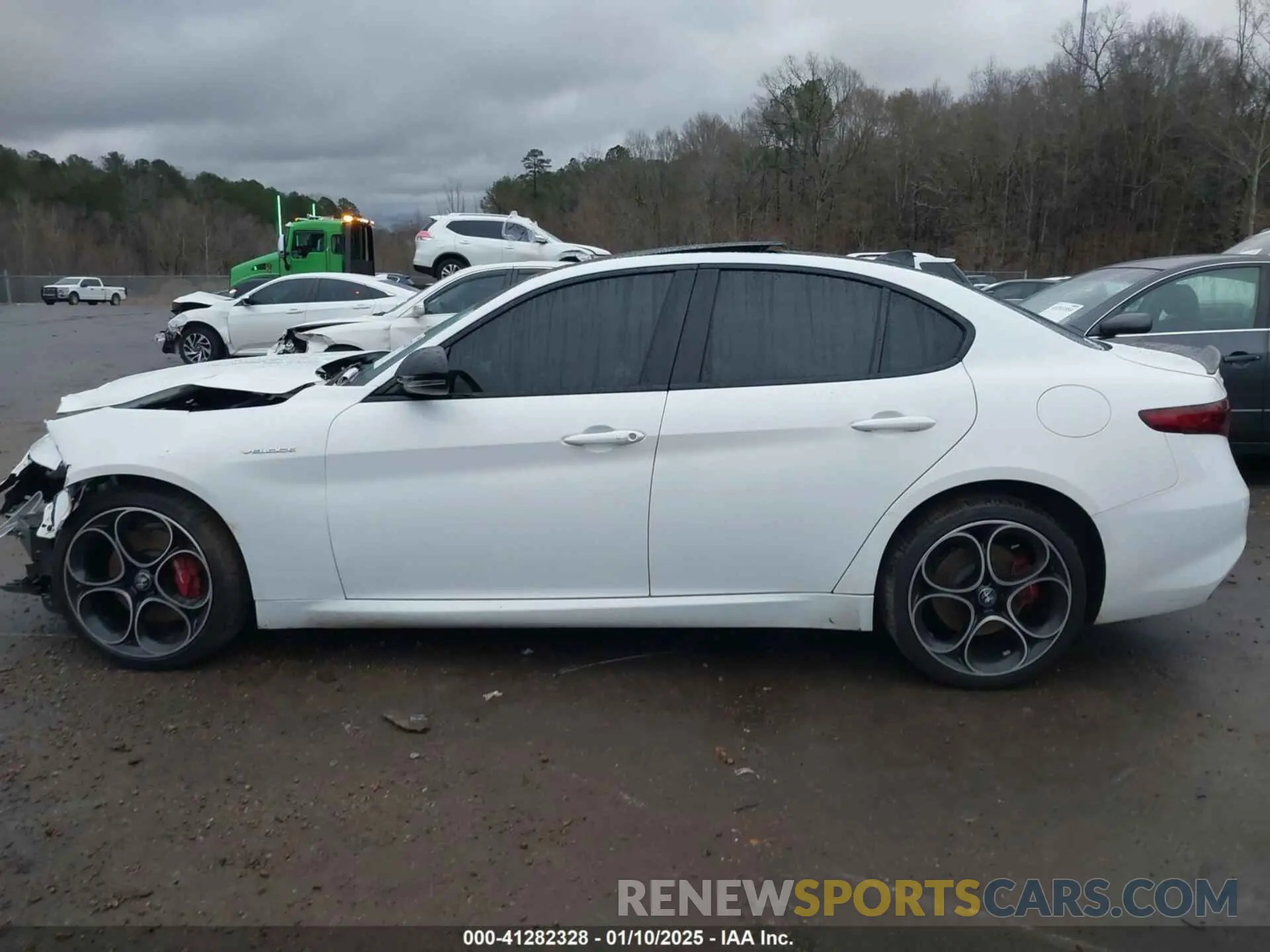 14 Photograph of a damaged car ZARFANBN2N7663474 ALFA ROMEO GIULIA 2022