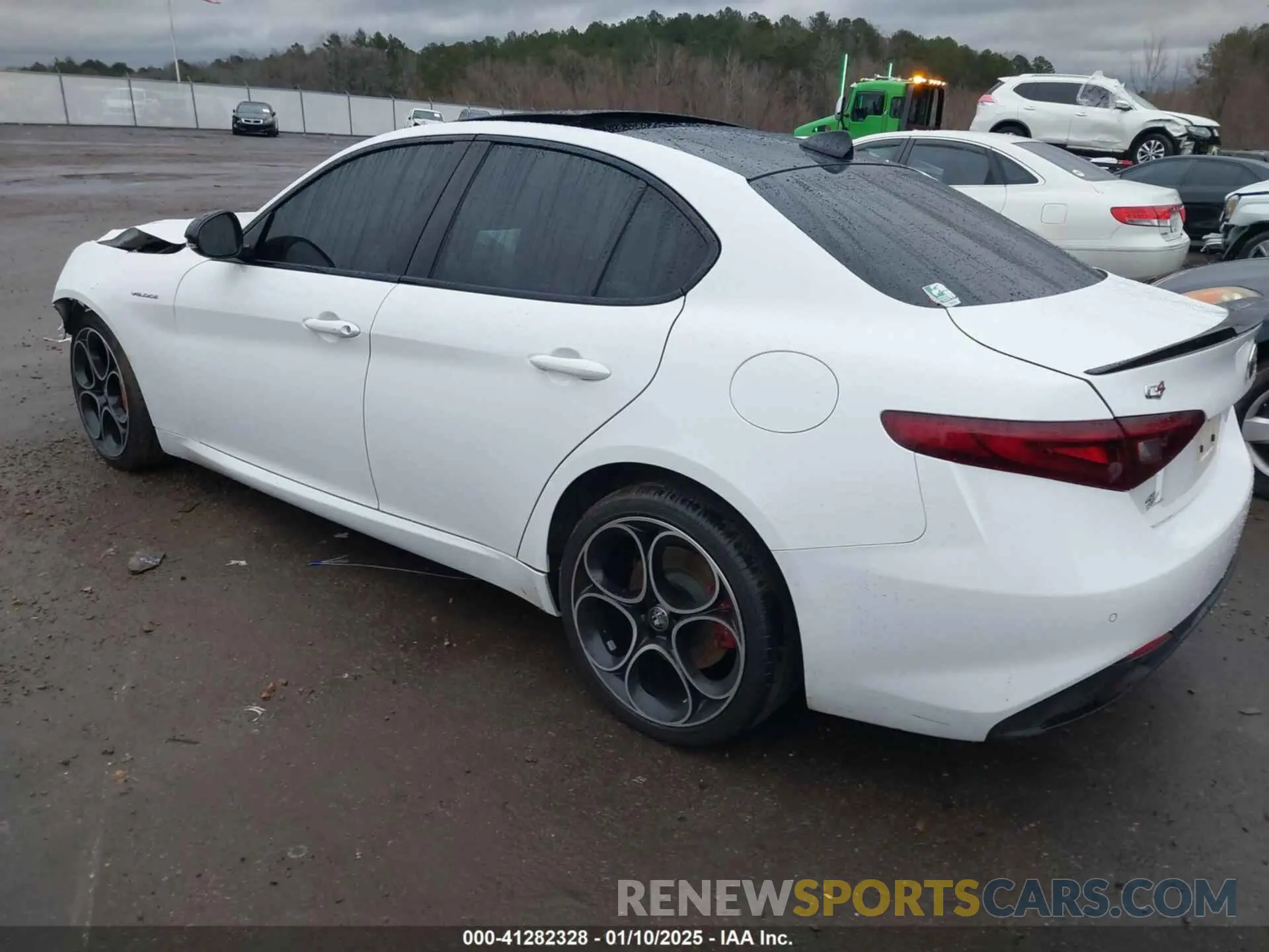 3 Photograph of a damaged car ZARFANBN2N7663474 ALFA ROMEO GIULIA 2022