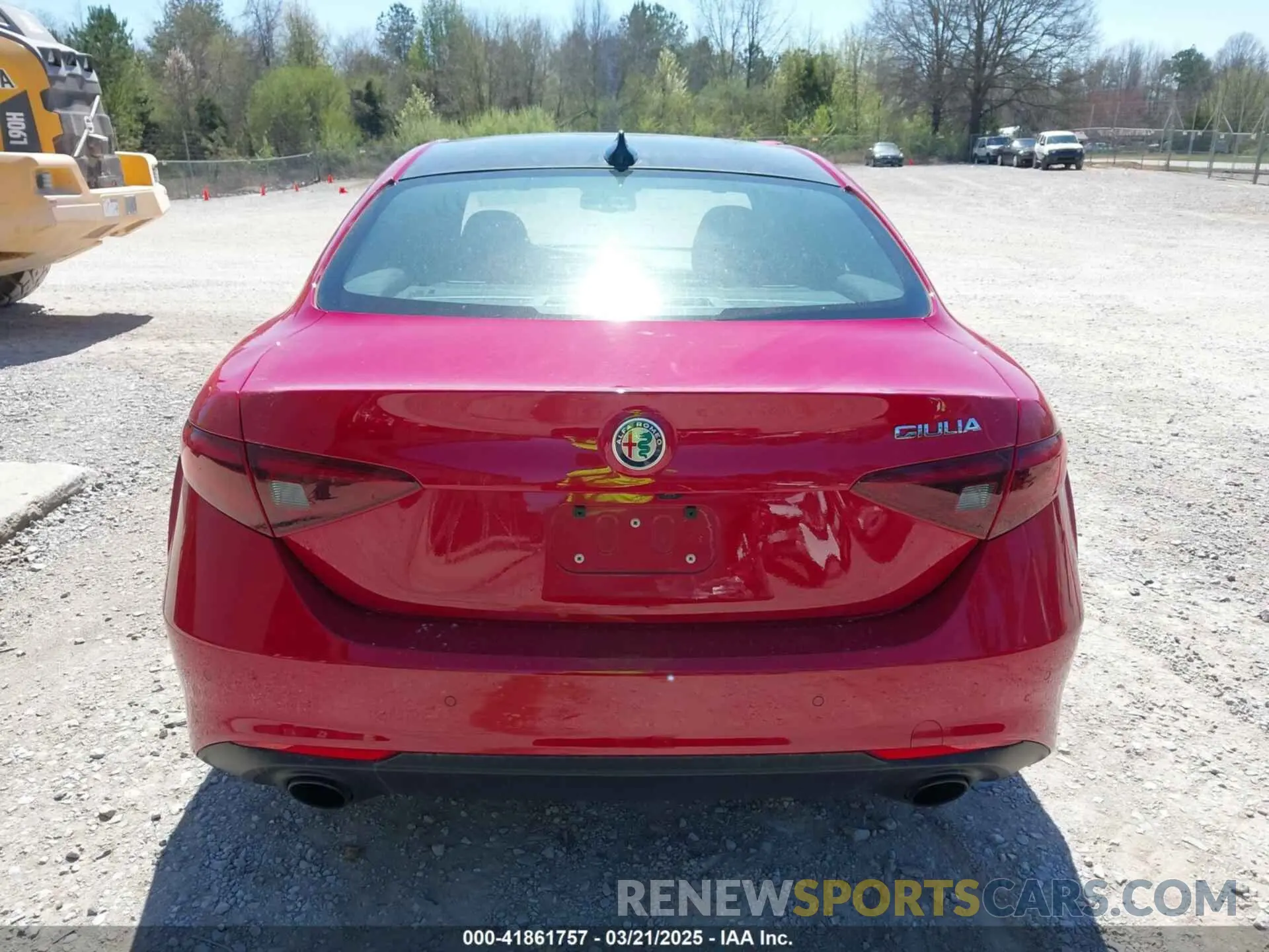 16 Photograph of a damaged car ZARFAMBN2P7671183 ALFA ROMEO GIULIA 2023