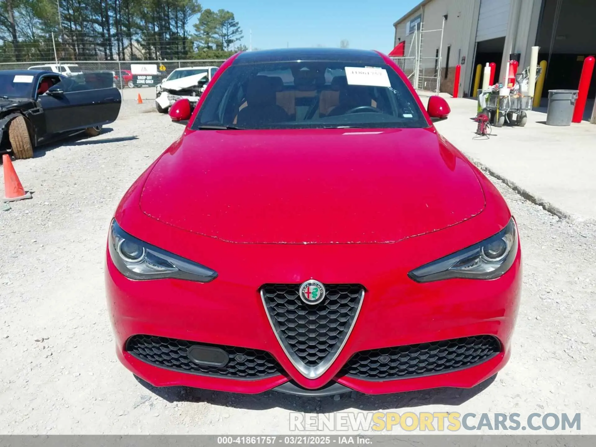 6 Photograph of a damaged car ZARFAMBN2P7671183 ALFA ROMEO GIULIA 2023
