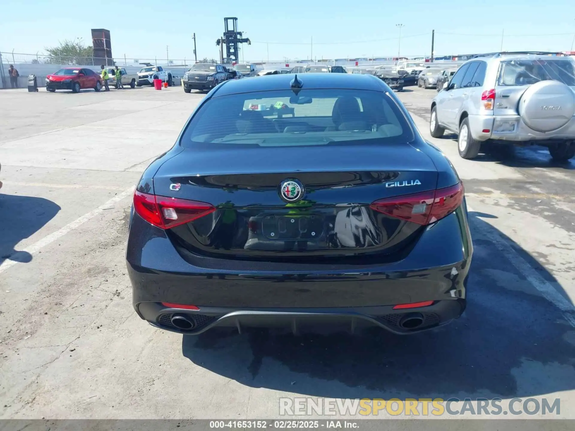 16 Photograph of a damaged car ZARFAMBN3P7669541 ALFA ROMEO GIULIA 2023