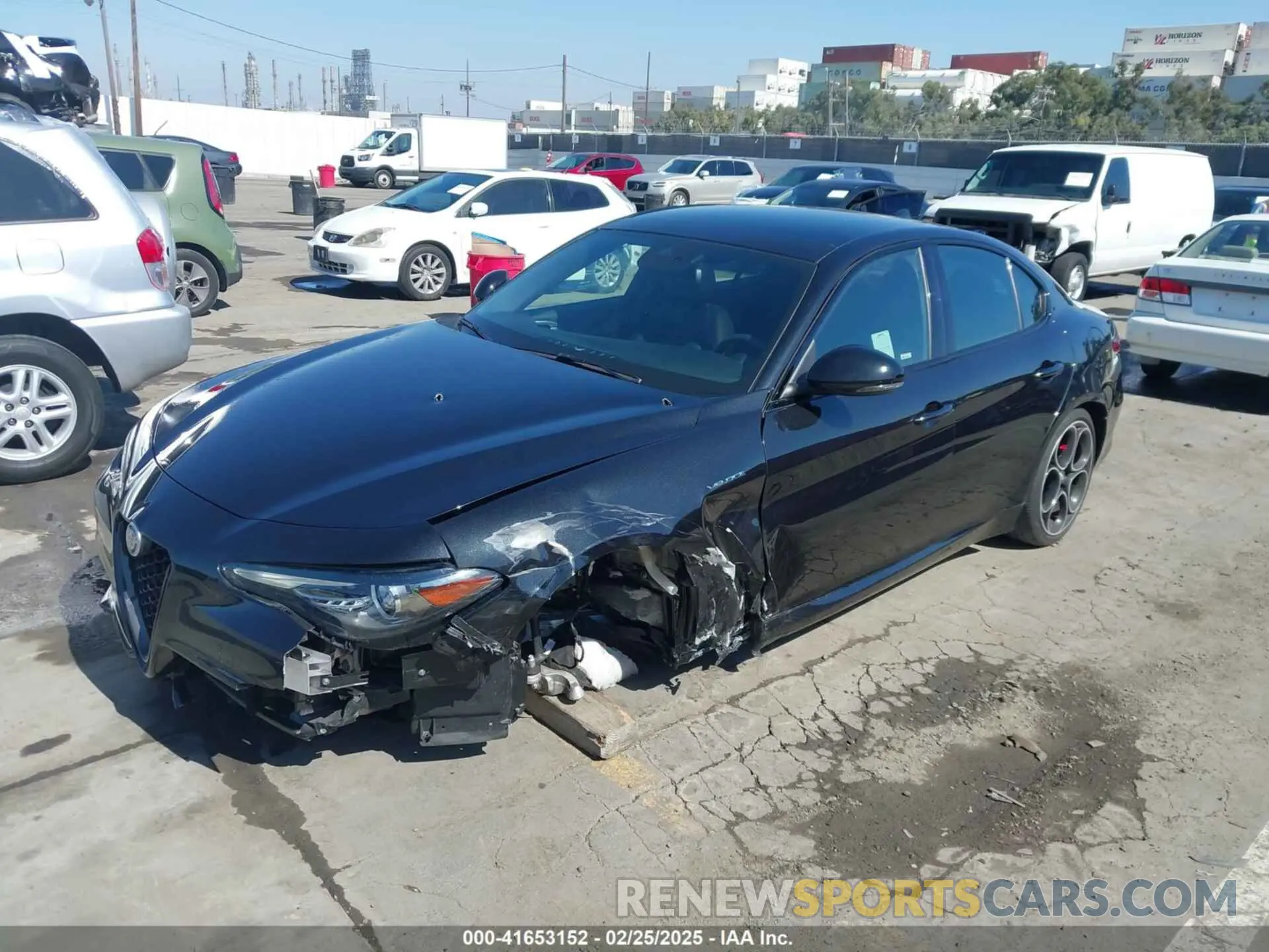 2 Photograph of a damaged car ZARFAMBN3P7669541 ALFA ROMEO GIULIA 2023
