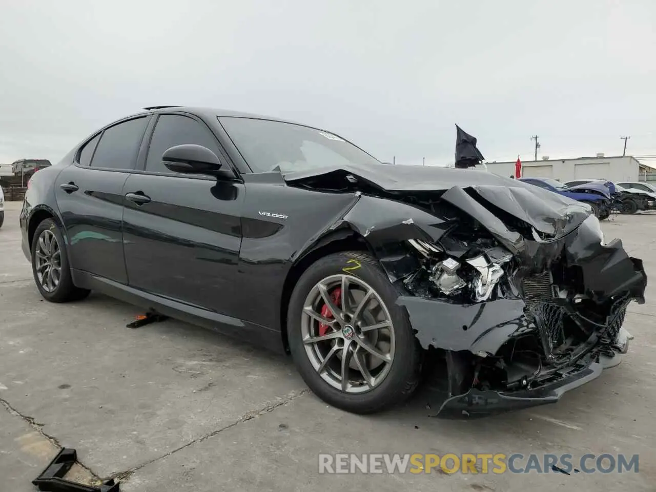4 Photograph of a damaged car ZARFAMBN7P7669364 ALFA ROMEO GIULIA 2023