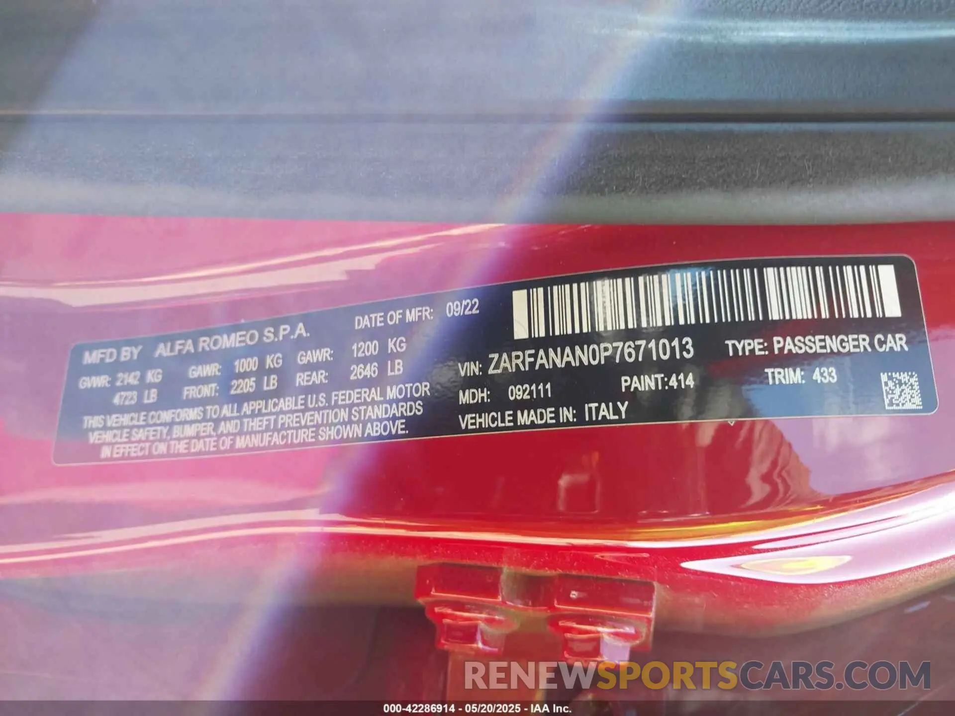 9 Photograph of a damaged car ZARFANAN0P7671013 ALFA ROMEO GIULIA 2023