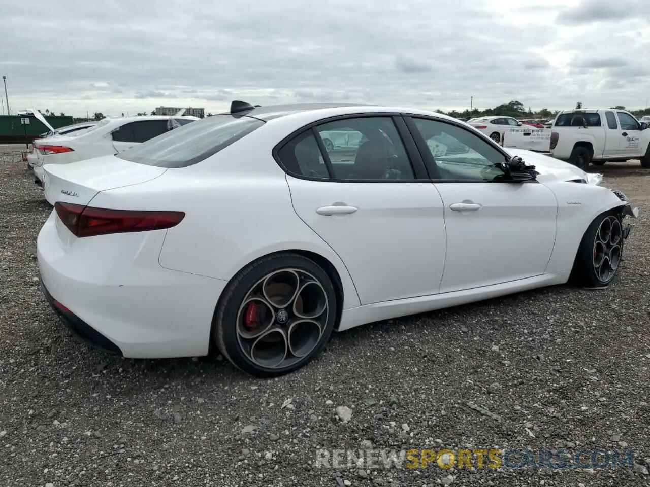 3 Photograph of a damaged car ZARFANBNXP7670966 ALFA ROMEO GIULIA 2023
