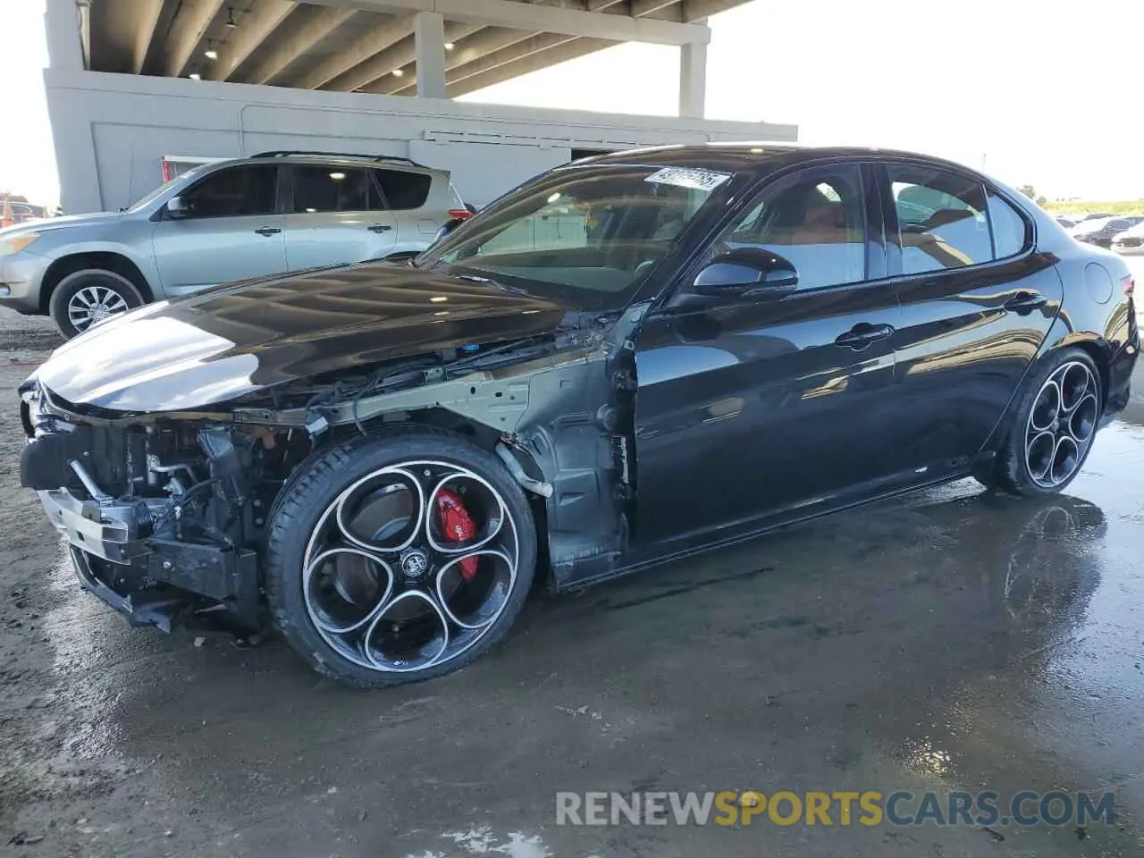 1 Photograph of a damaged car ZARFAMBN1N7654274 ALFA ROMEO GIULIA SUP 2022