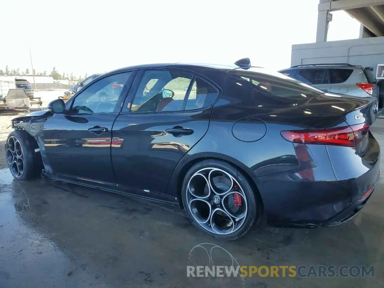 2 Photograph of a damaged car ZARFAMBN1N7654274 ALFA ROMEO GIULIA SUP 2022