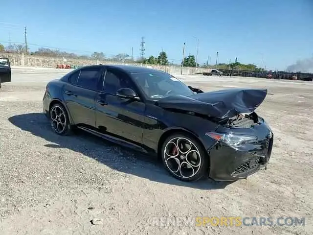 11 Photograph of a damaged car ZARFAMBN2N7665252 ALFA ROMEO GIULIA SUP 2022