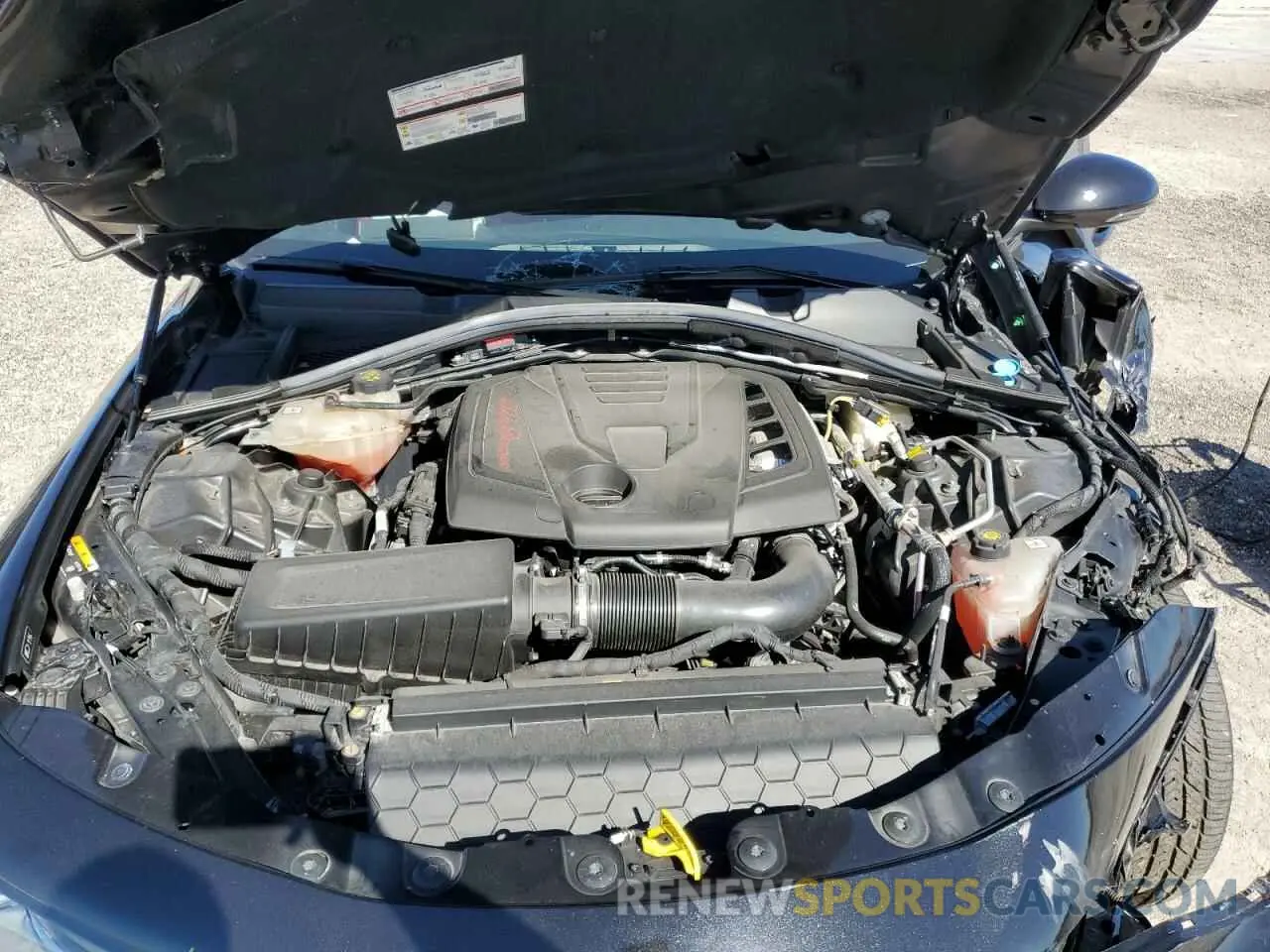12 Photograph of a damaged car ZARFAMBN2N7665252 ALFA ROMEO GIULIA SUP 2022