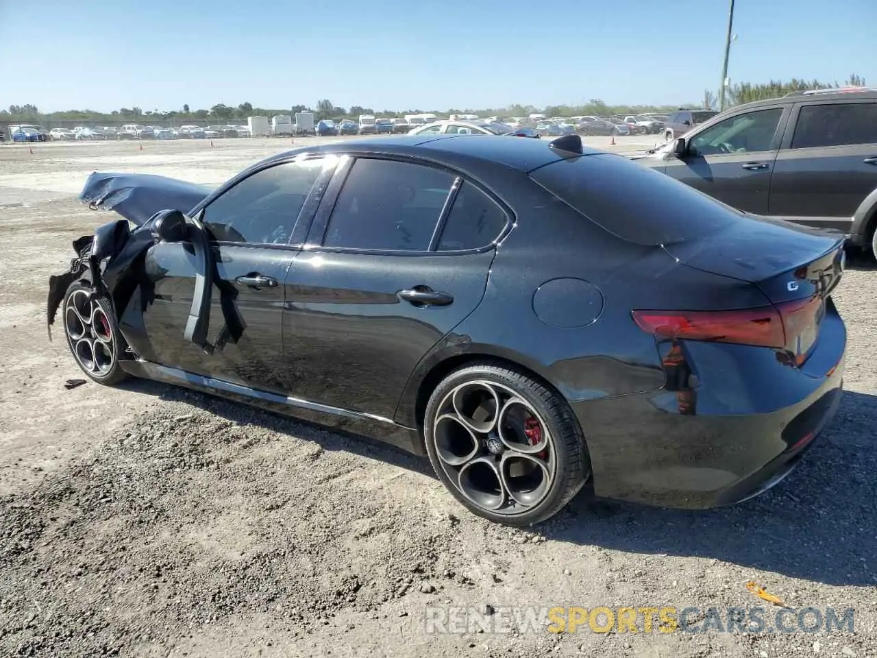 2 Photograph of a damaged car ZARFAMBN2N7665252 ALFA ROMEO GIULIA SUP 2022