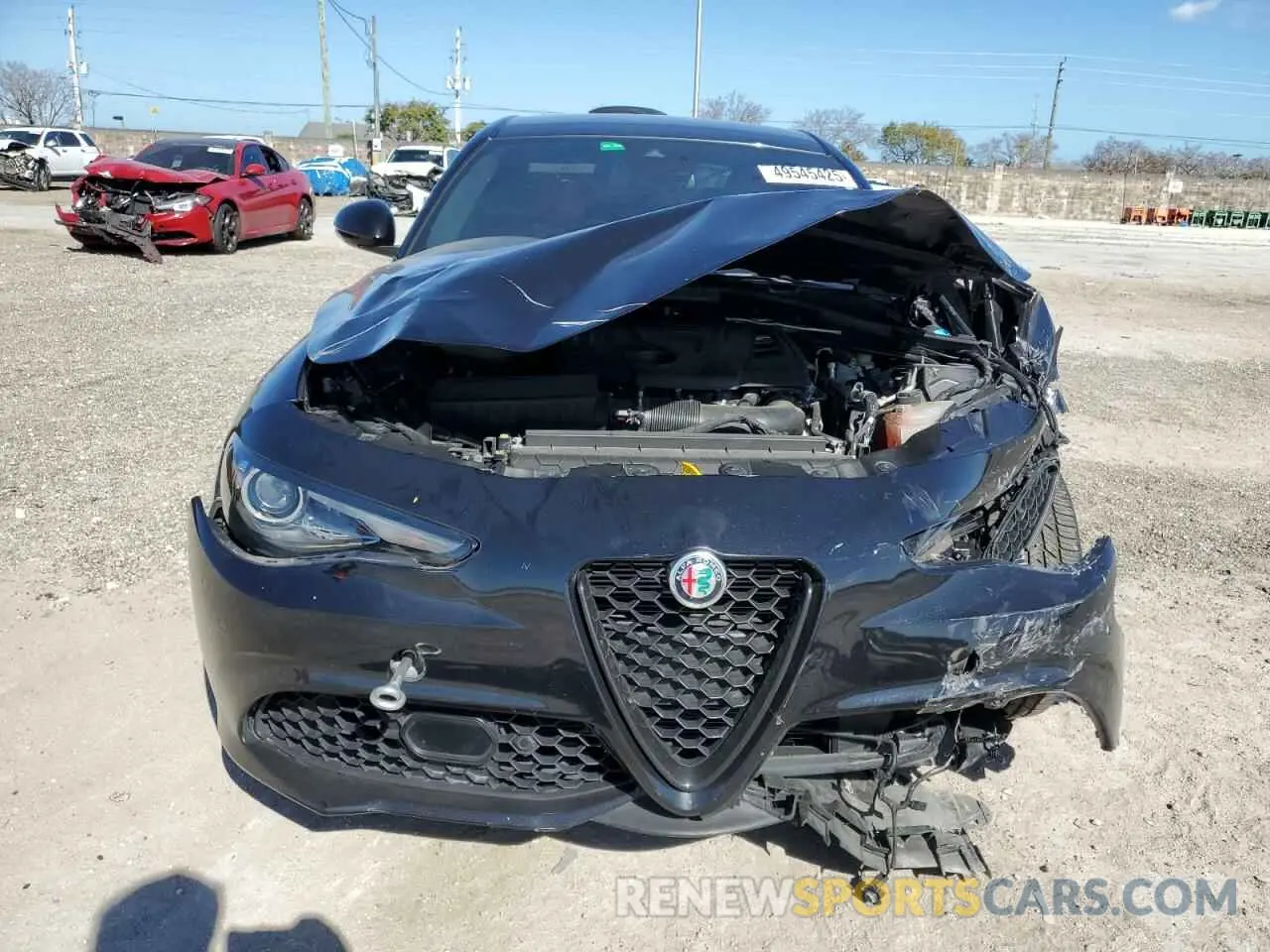 5 Photograph of a damaged car ZARFAMBN2N7665252 ALFA ROMEO GIULIA SUP 2022