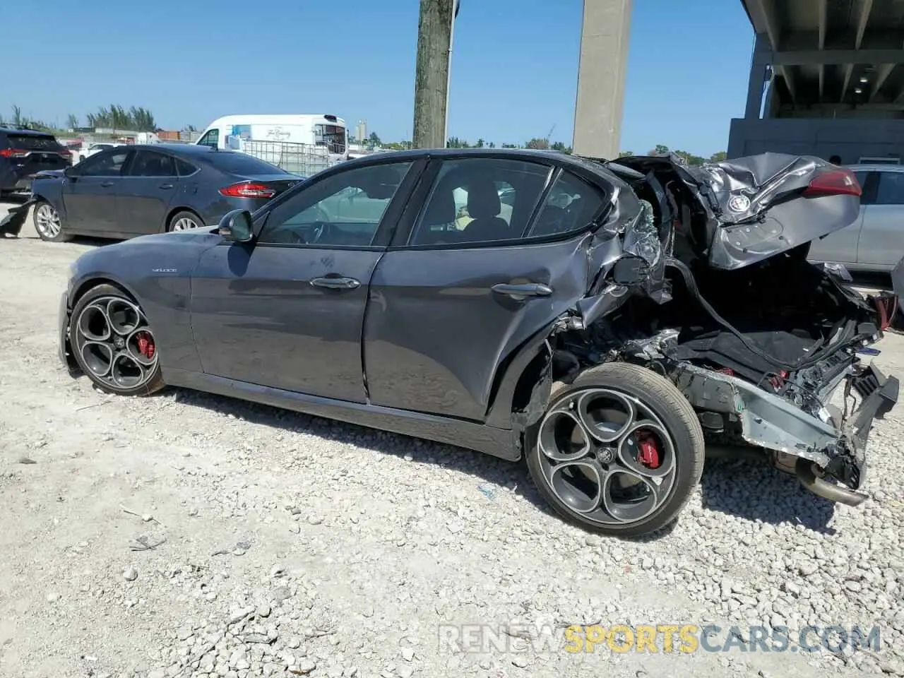 2 Photograph of a damaged car ZARFAMBN6N7657347 ALFA ROMEO GIULIA SUP 2022