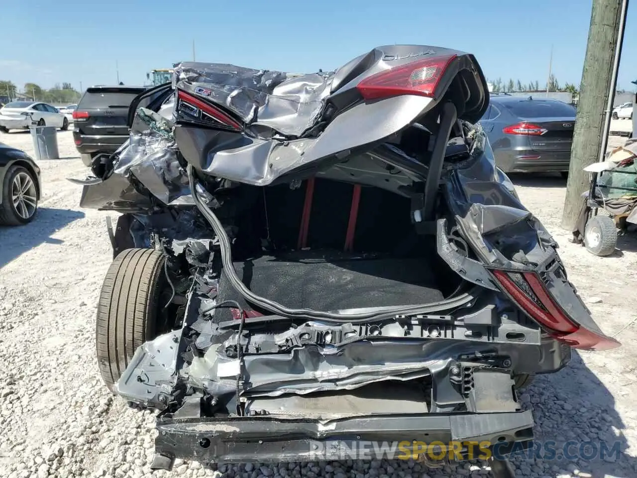 6 Photograph of a damaged car ZARFAMBN6N7657347 ALFA ROMEO GIULIA SUP 2022