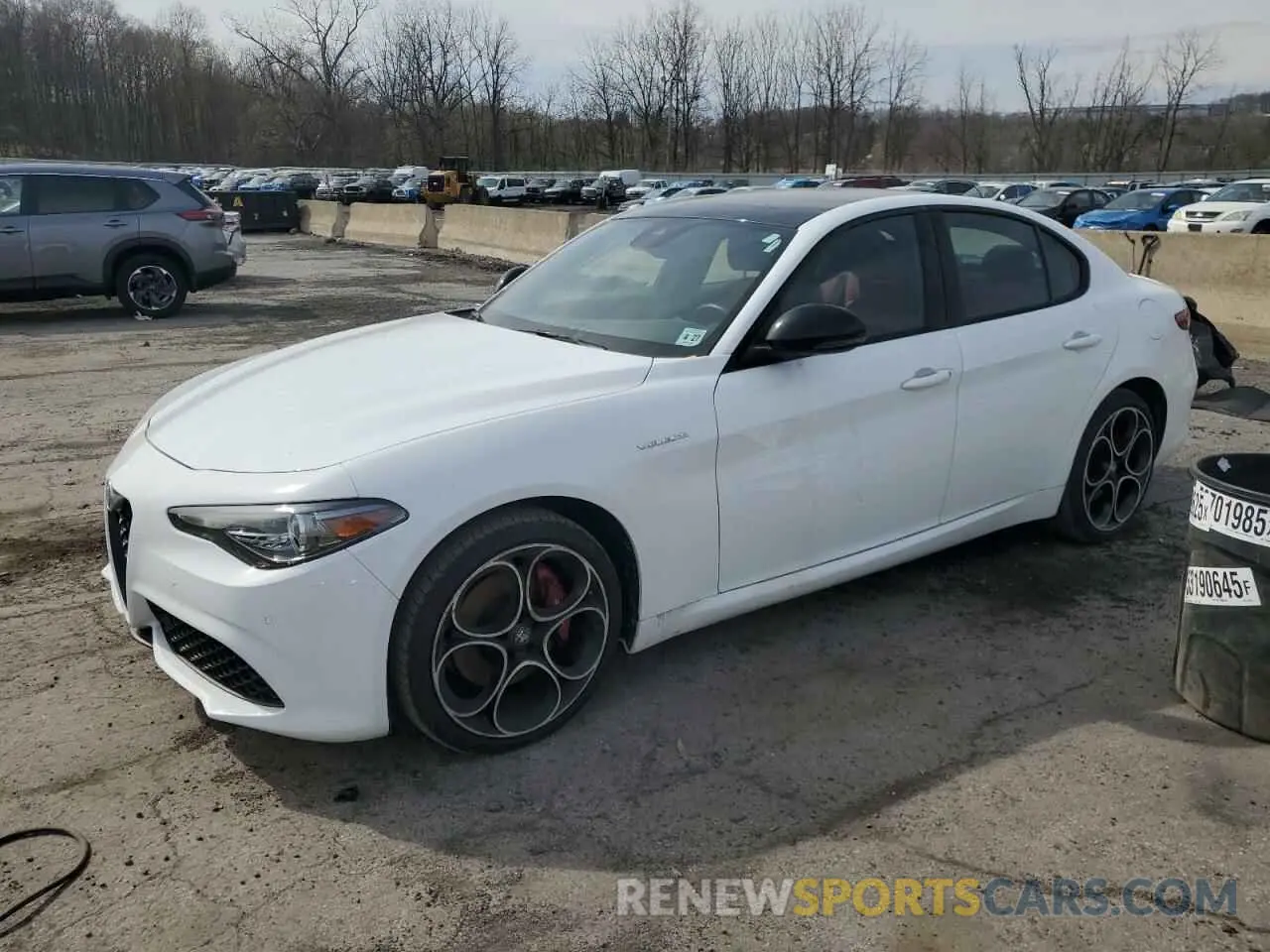 1 Photograph of a damaged car ZARFANBNXN7659673 ALFA ROMEO GIULIA SUP 2022