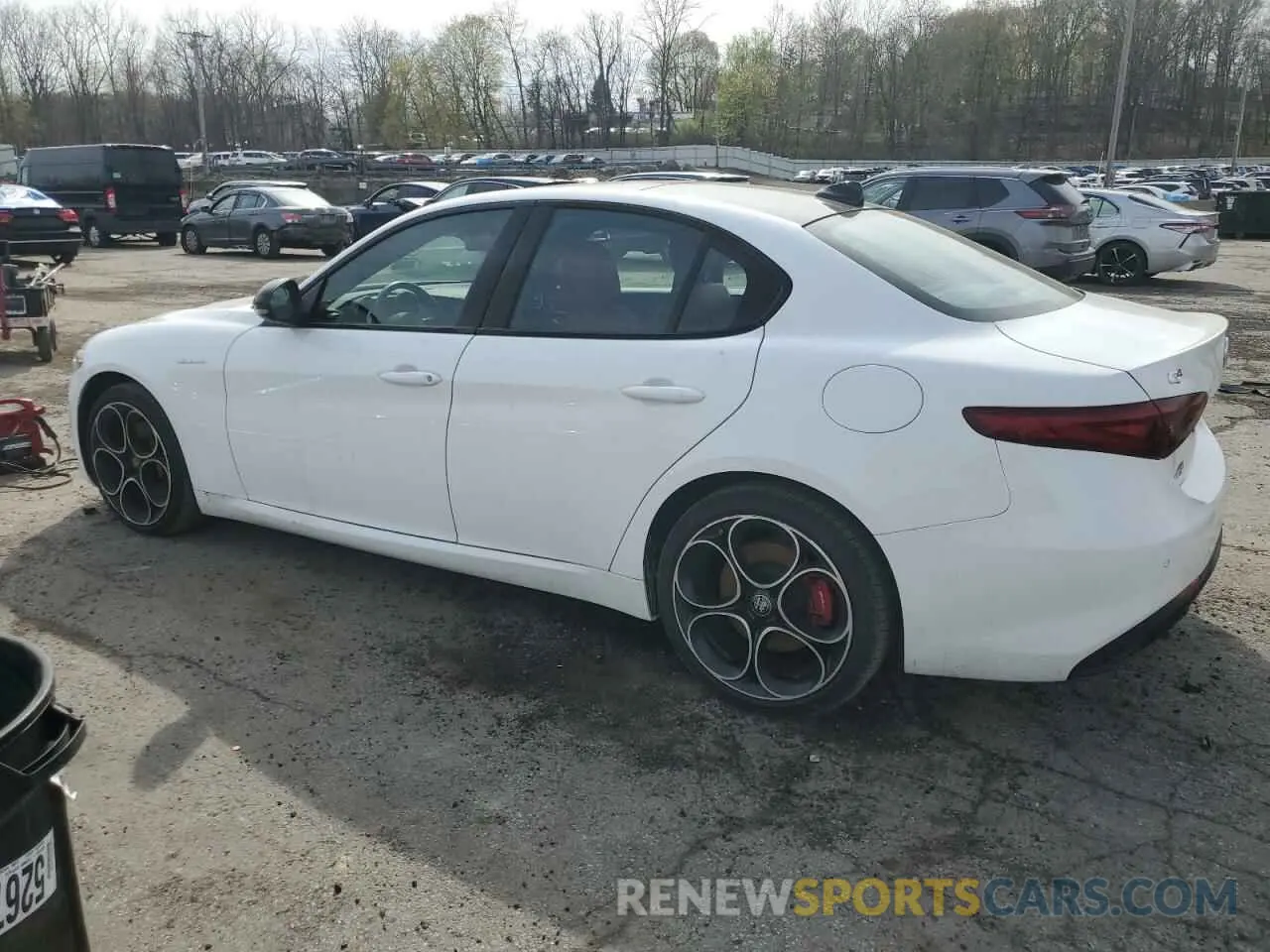 2 Photograph of a damaged car ZARFANBNXN7659673 ALFA ROMEO GIULIA SUP 2022