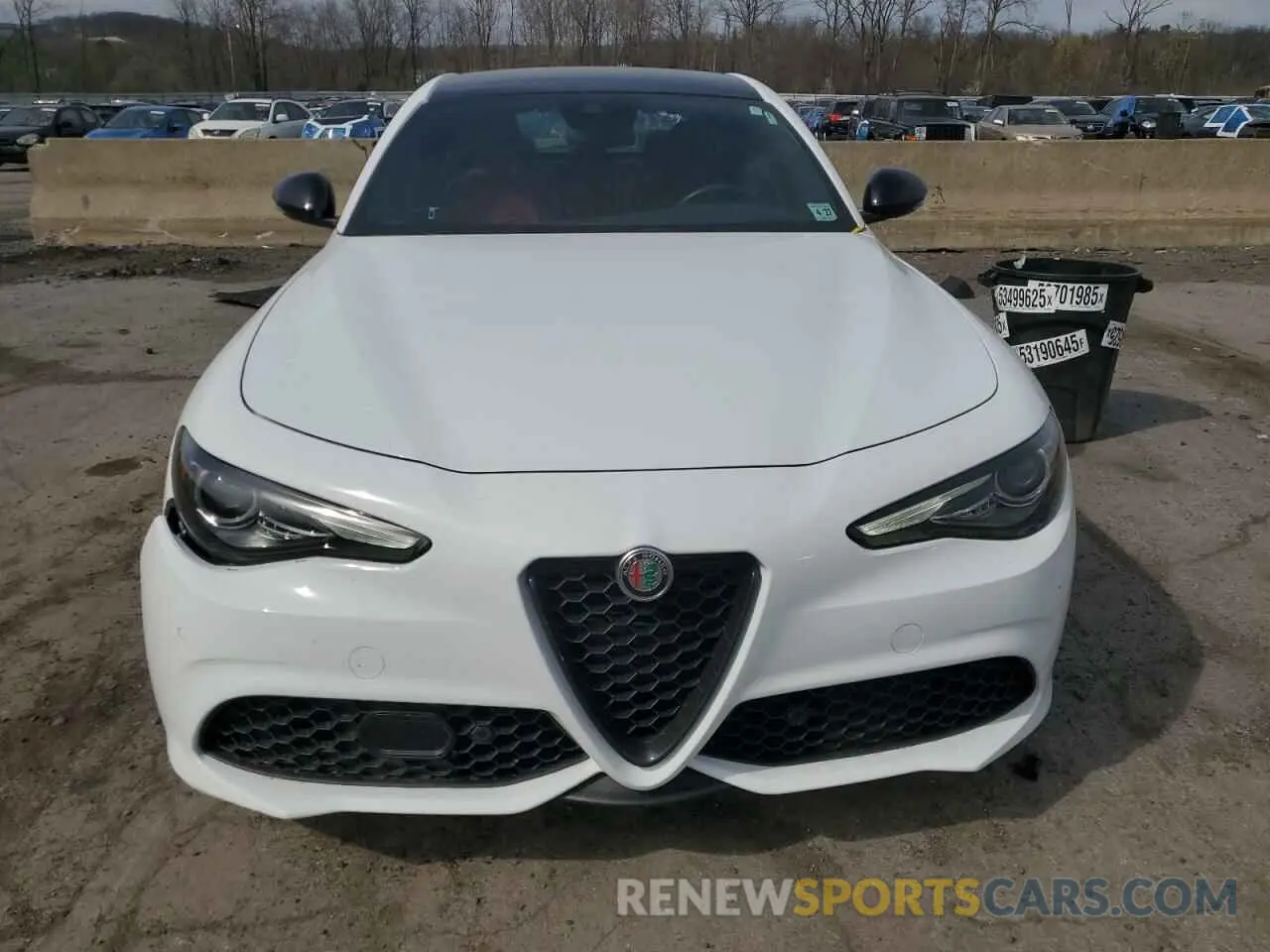 5 Photograph of a damaged car ZARFANBNXN7659673 ALFA ROMEO GIULIA SUP 2022