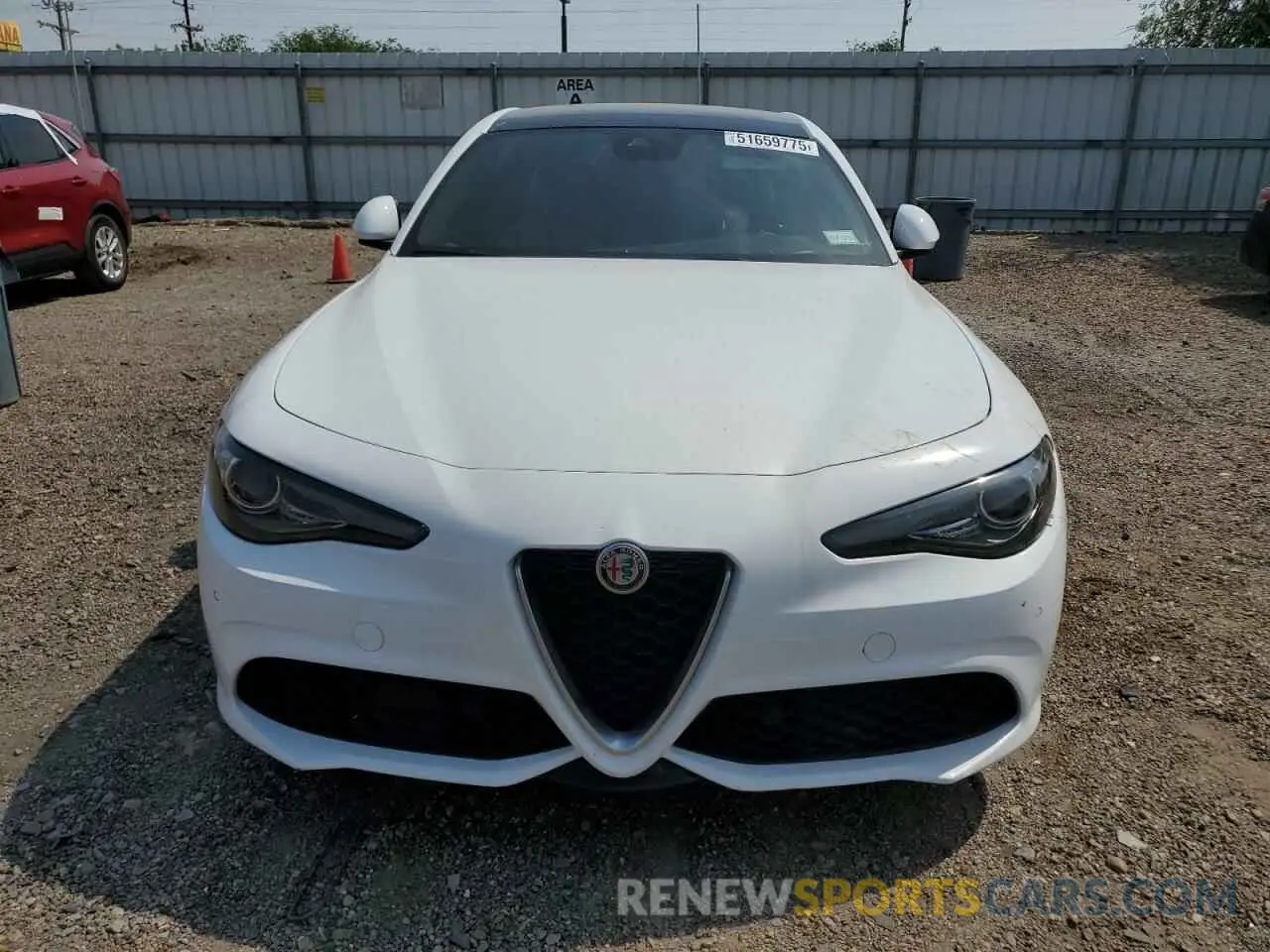 5 Photograph of a damaged car ZARFANBNXN7665165 ALFA ROMEO GIULIA SUP 2022