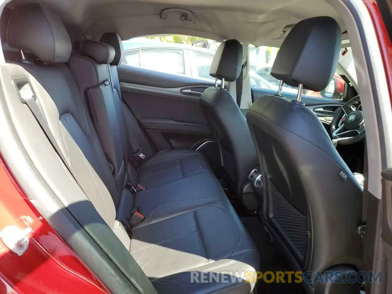 10 Photograph of a damaged car ZASPAJAN0K7C37407 ALFA ROMEO STELVIO 2019